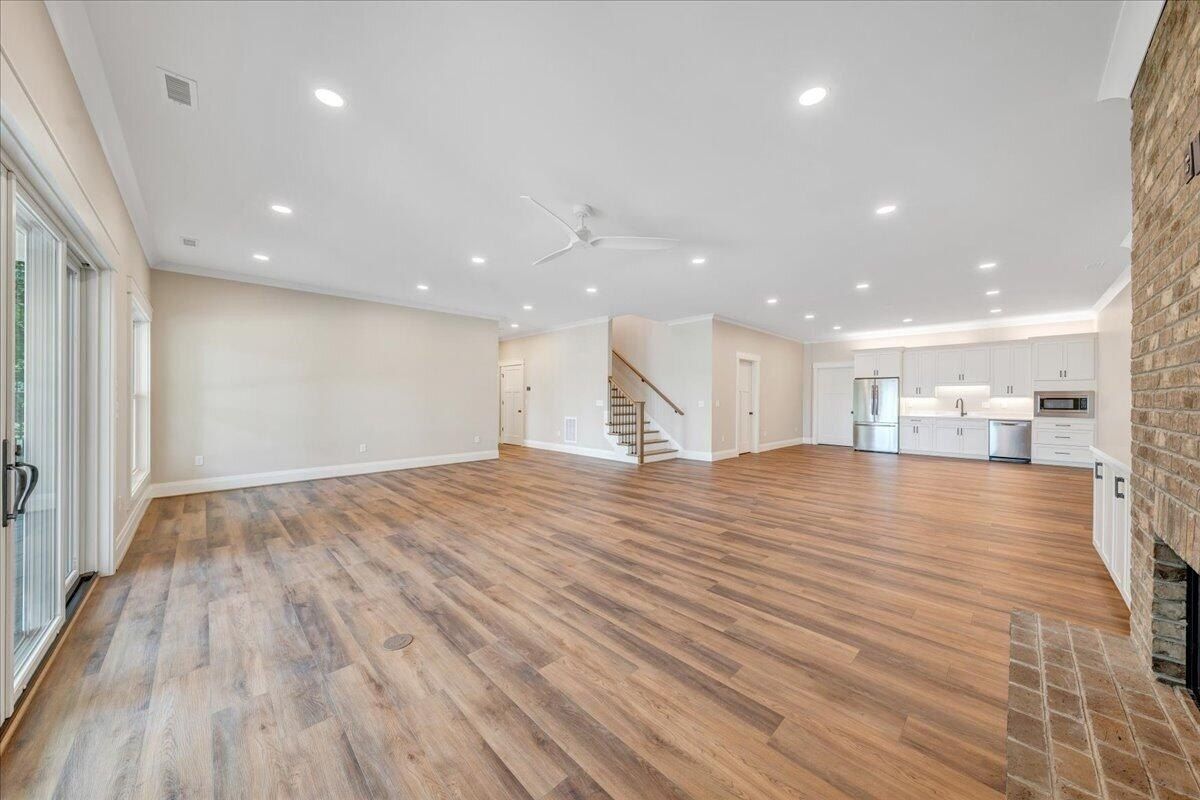 51 Island View Dr. Penhook, VA 24137