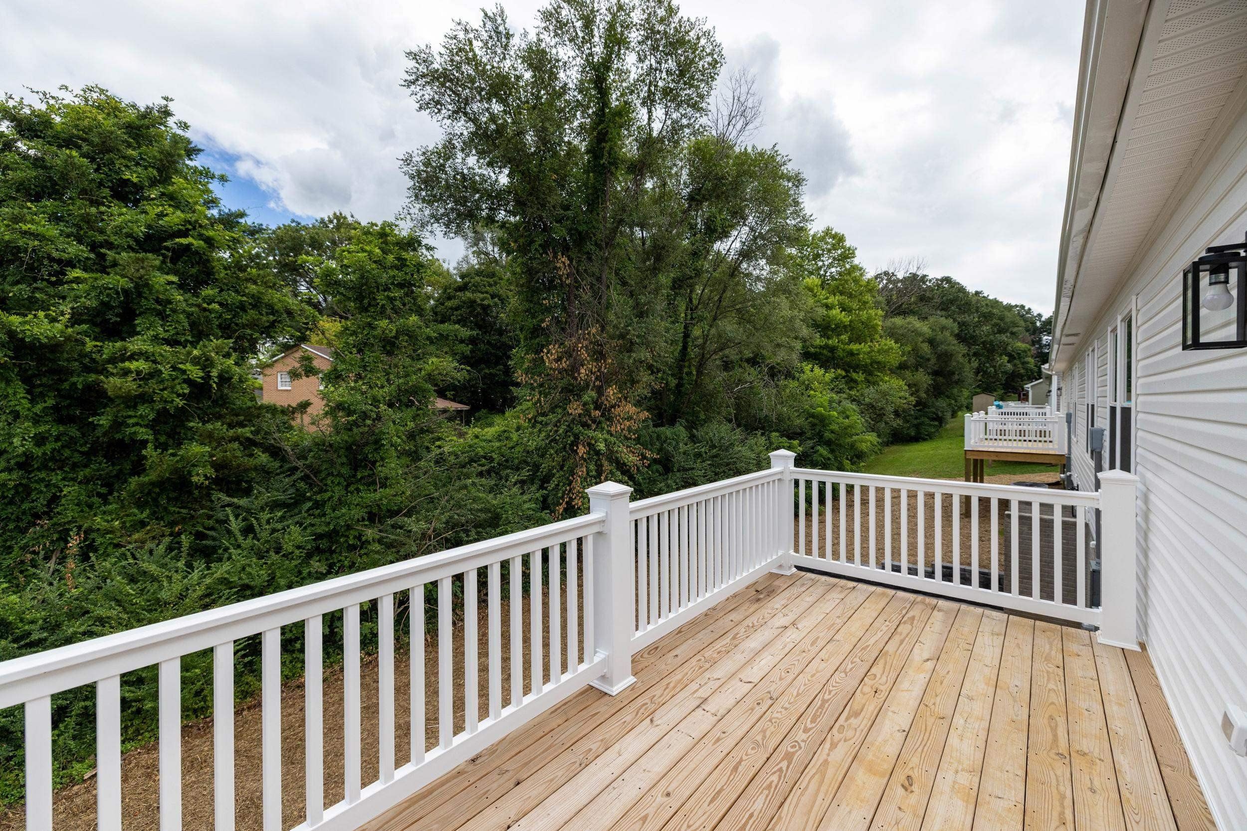301 Willow Oaks Dr. Elkton, VA 22827