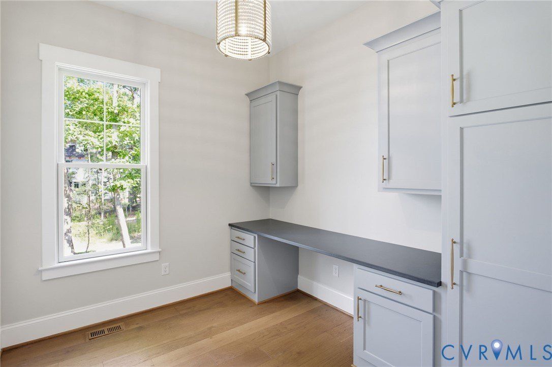 3019 Westwell Court. Midlothian, VA 23113