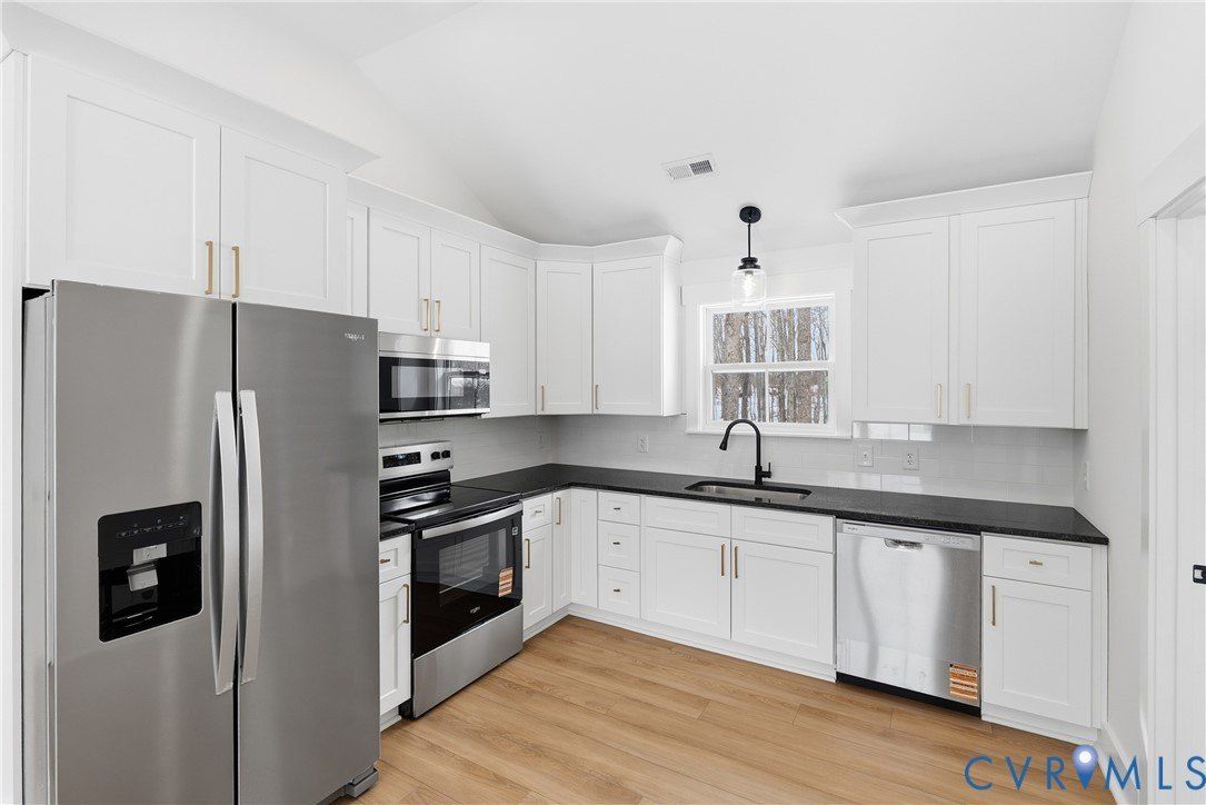 114 Meadow Avenue. Louisa, VA 23093