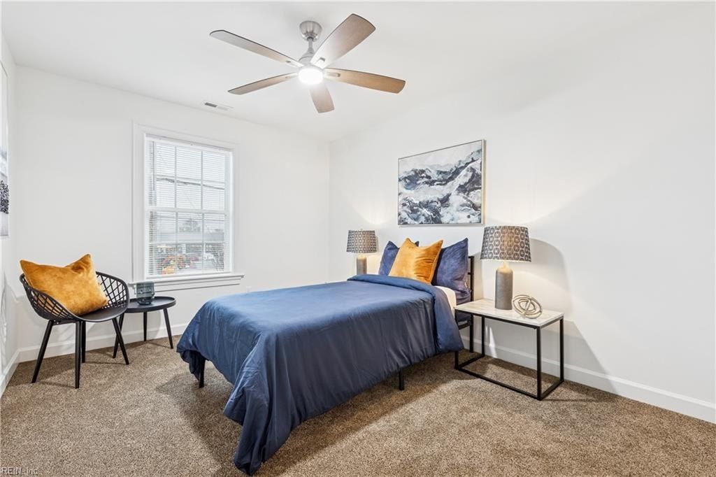 15661 Warwick Boulevard. Newport News, VA 23608