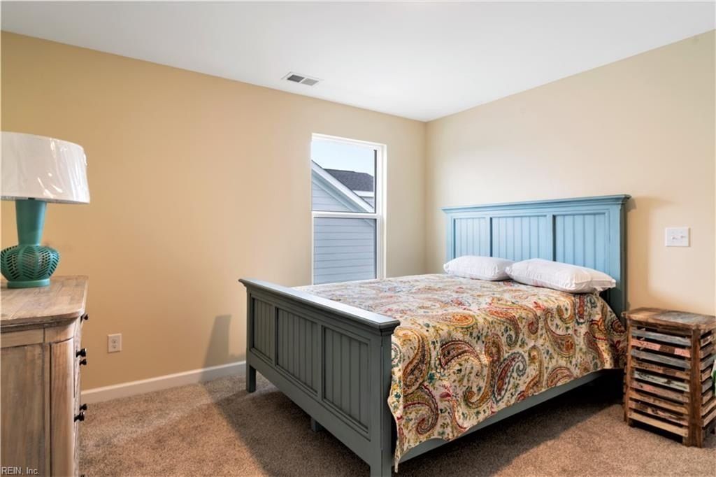 1956 Paw Paw Place. Chesapeake, VA 23321