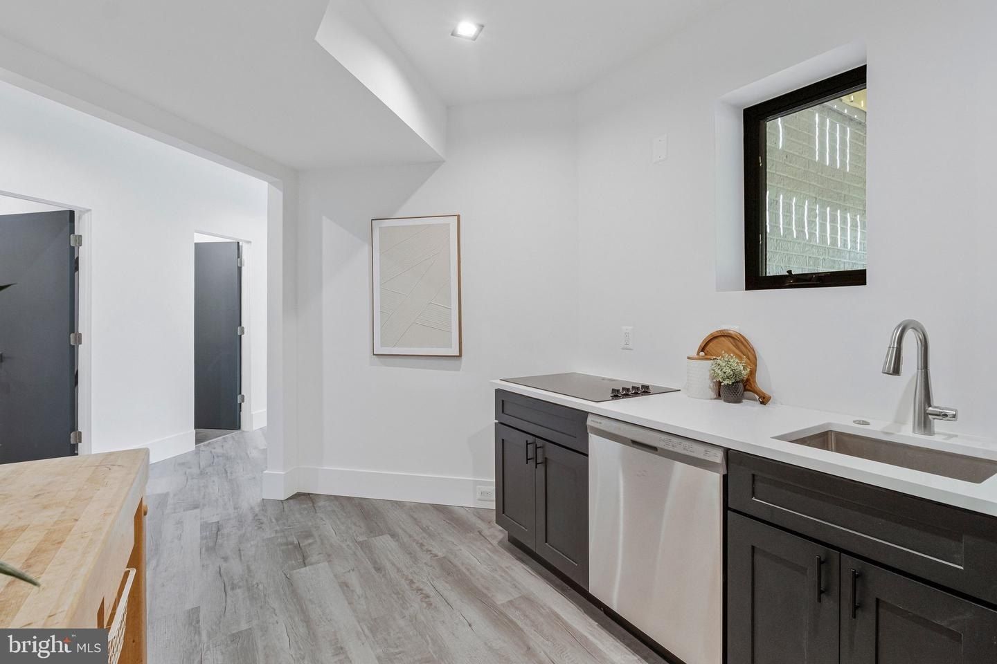 3525 Glenbrook Rd. Fairfax, VA 22031