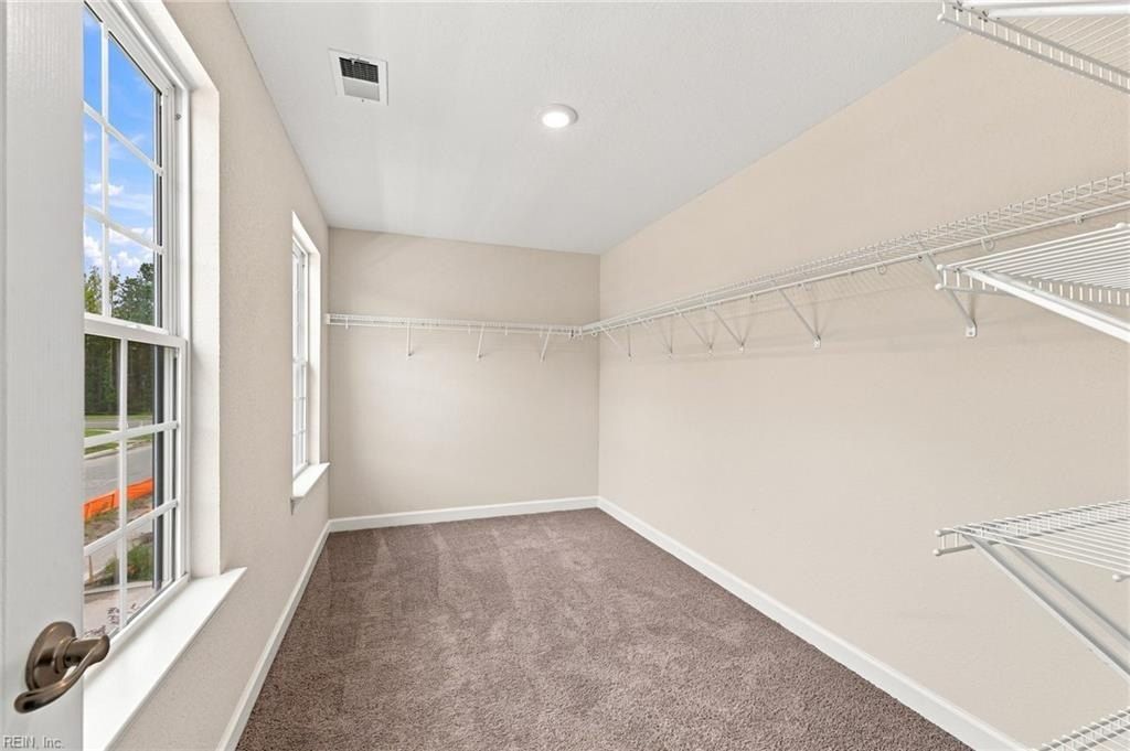1957 Paw Paw Place. Chesapeake, VA 23321