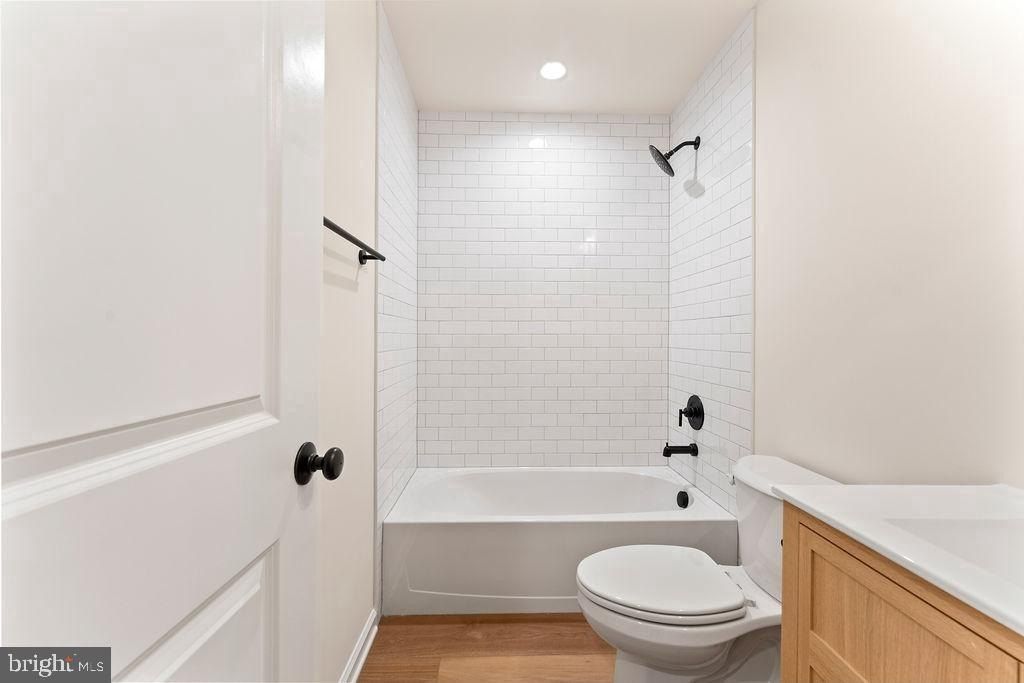 147 Longstreet Avenue. Fredericksburg, VA 22401