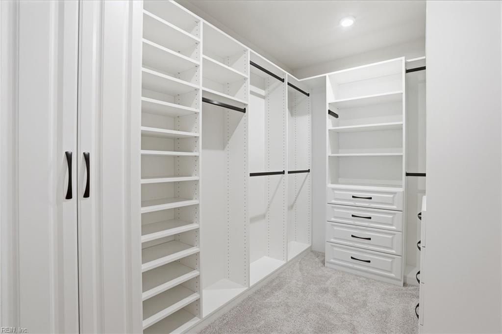 7273 Peyton Randolph Lane. New Kent, VA 23124