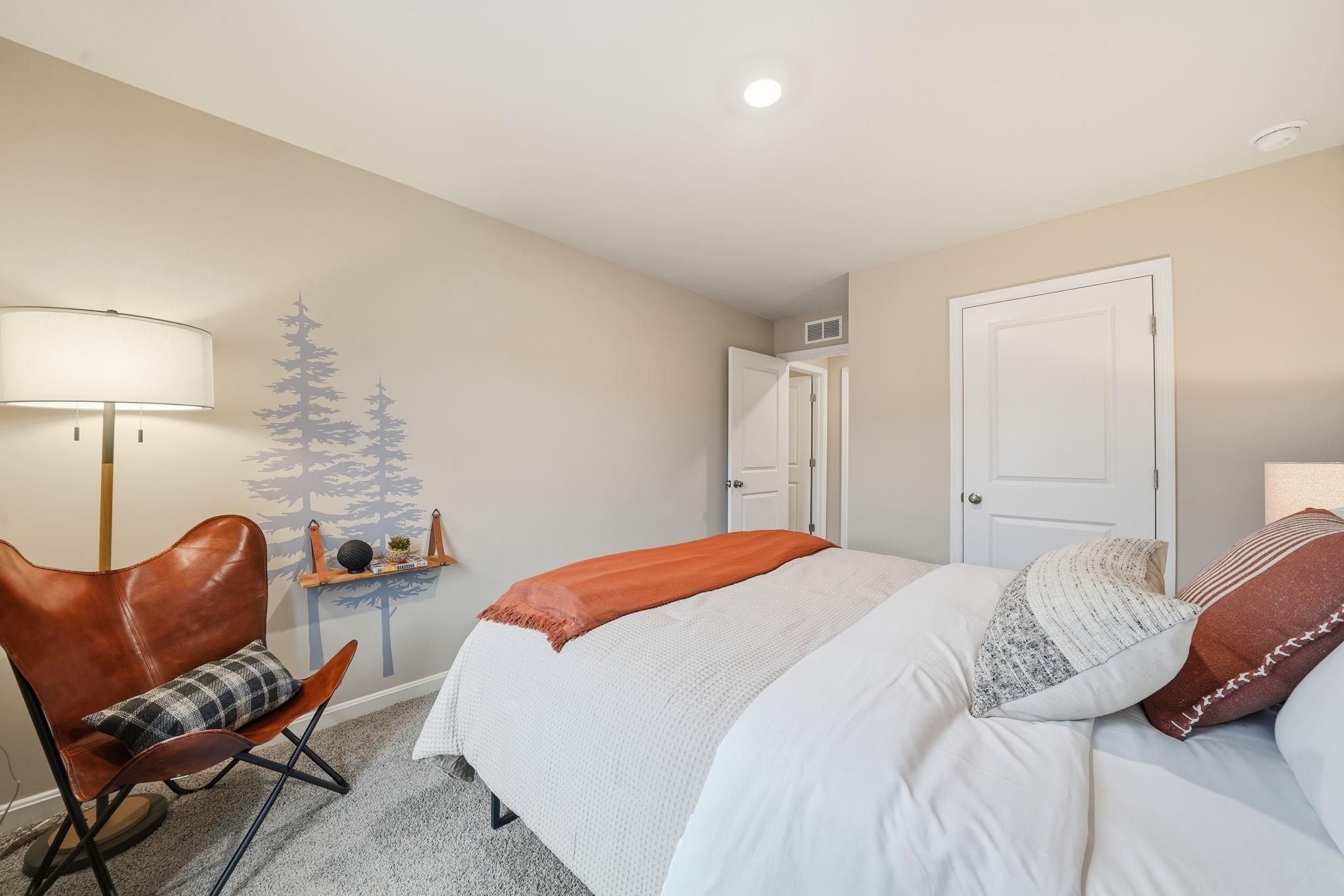 126 Meadow Ridge Way. Staunton, VA 24401
