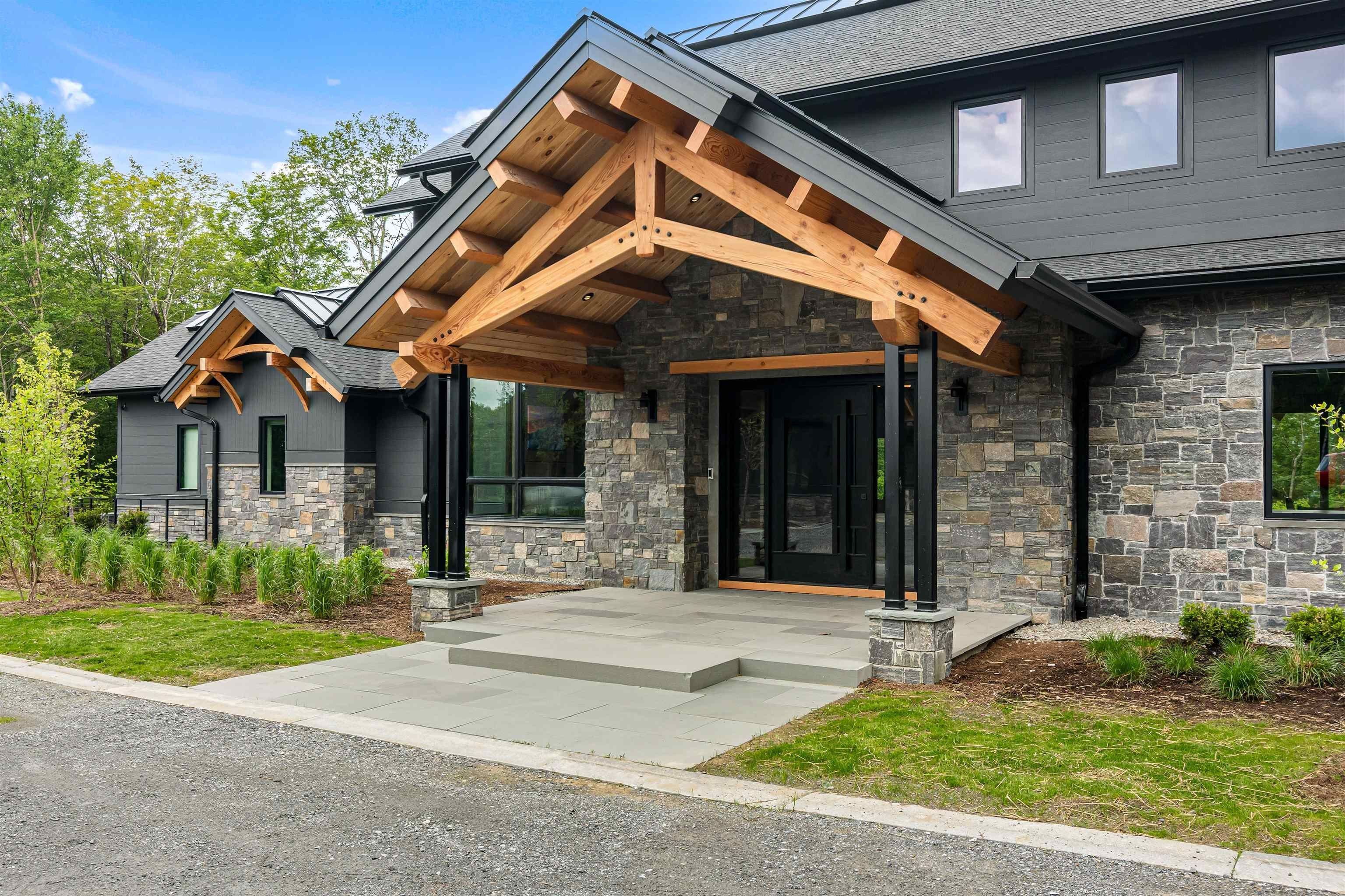 1084 Wade Pasture Road. Stowe, VT 05672