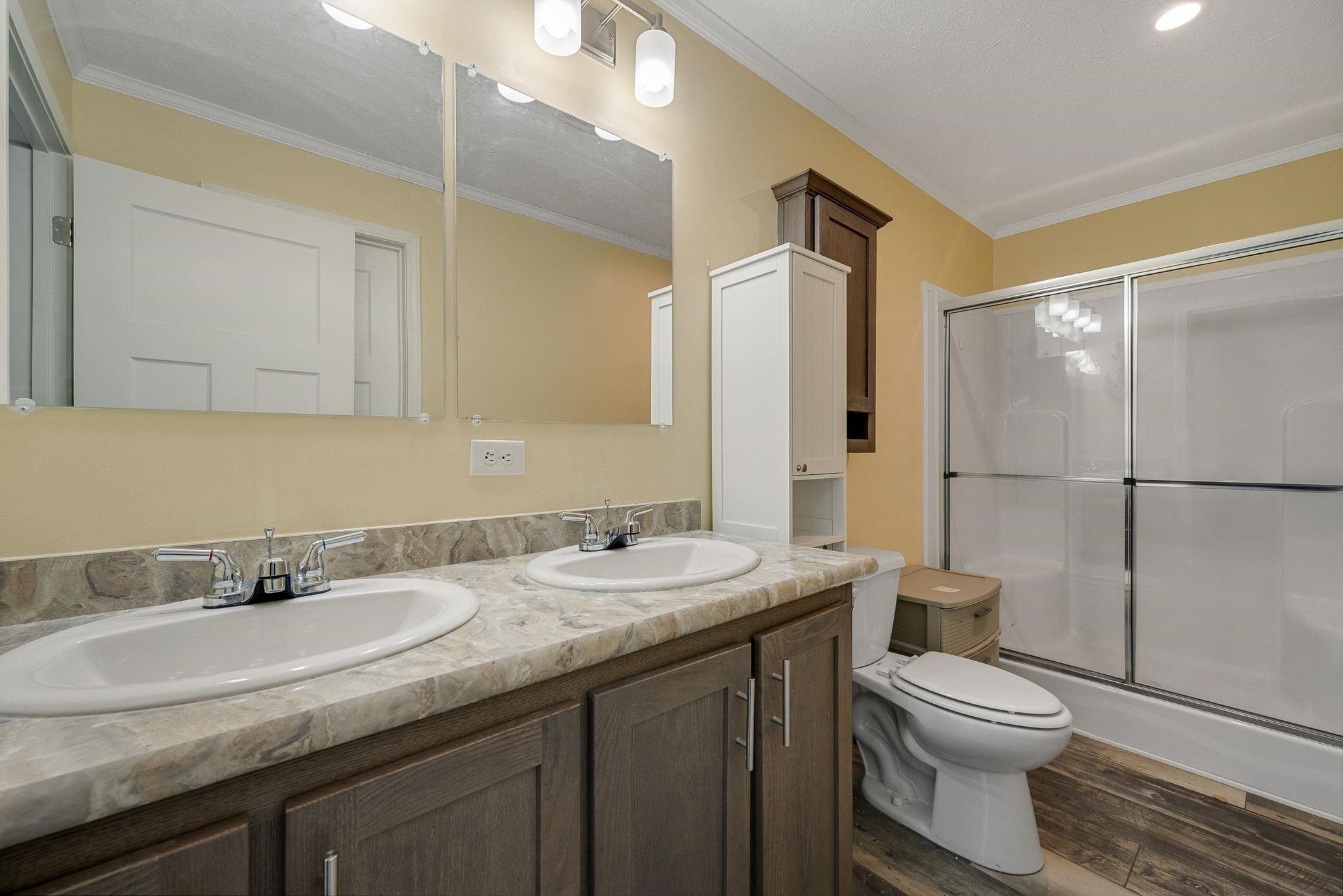 134 Hill Top Circle. Richmond, VT 05477