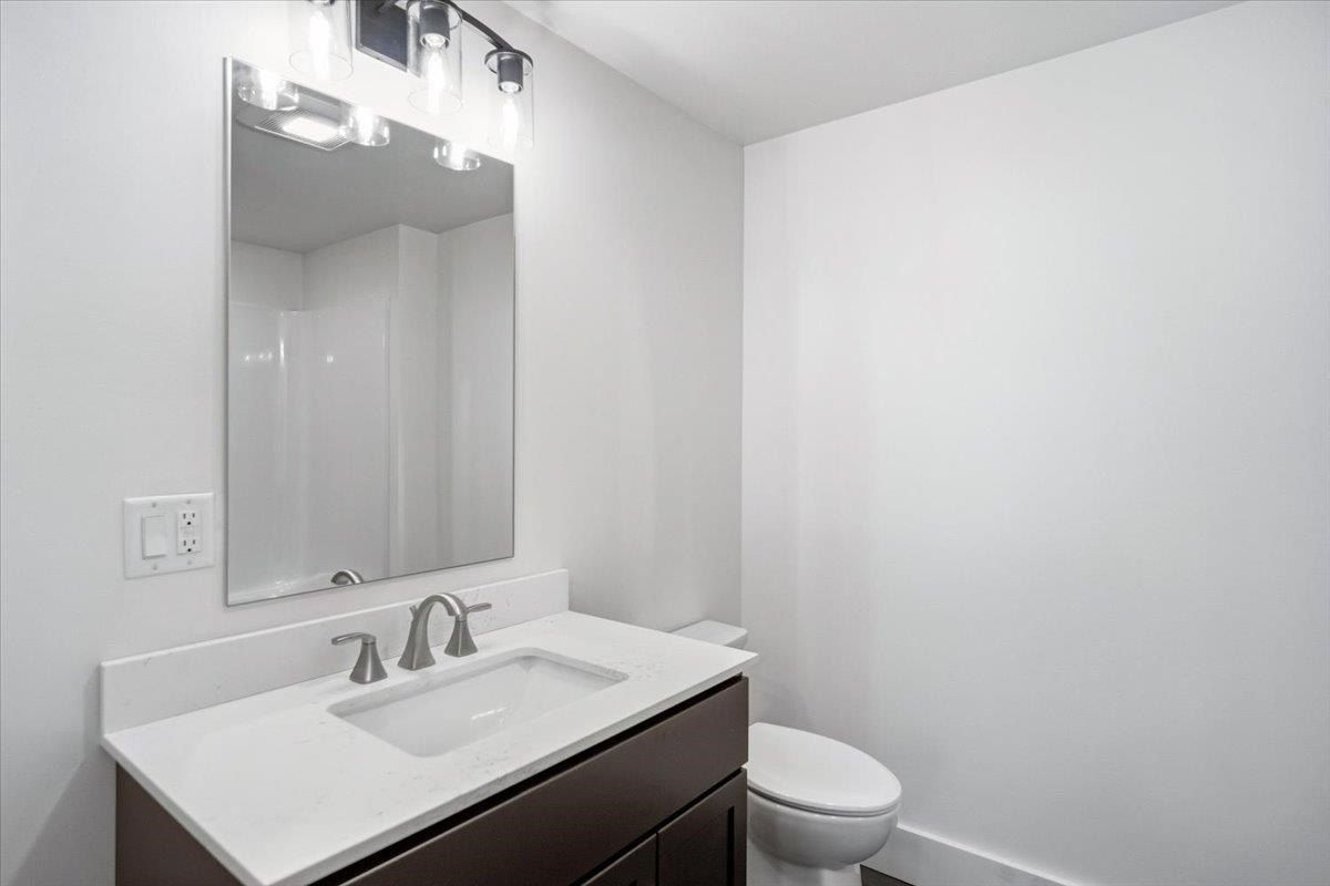 225 Viscido Drive. Vergennes, VT 05491