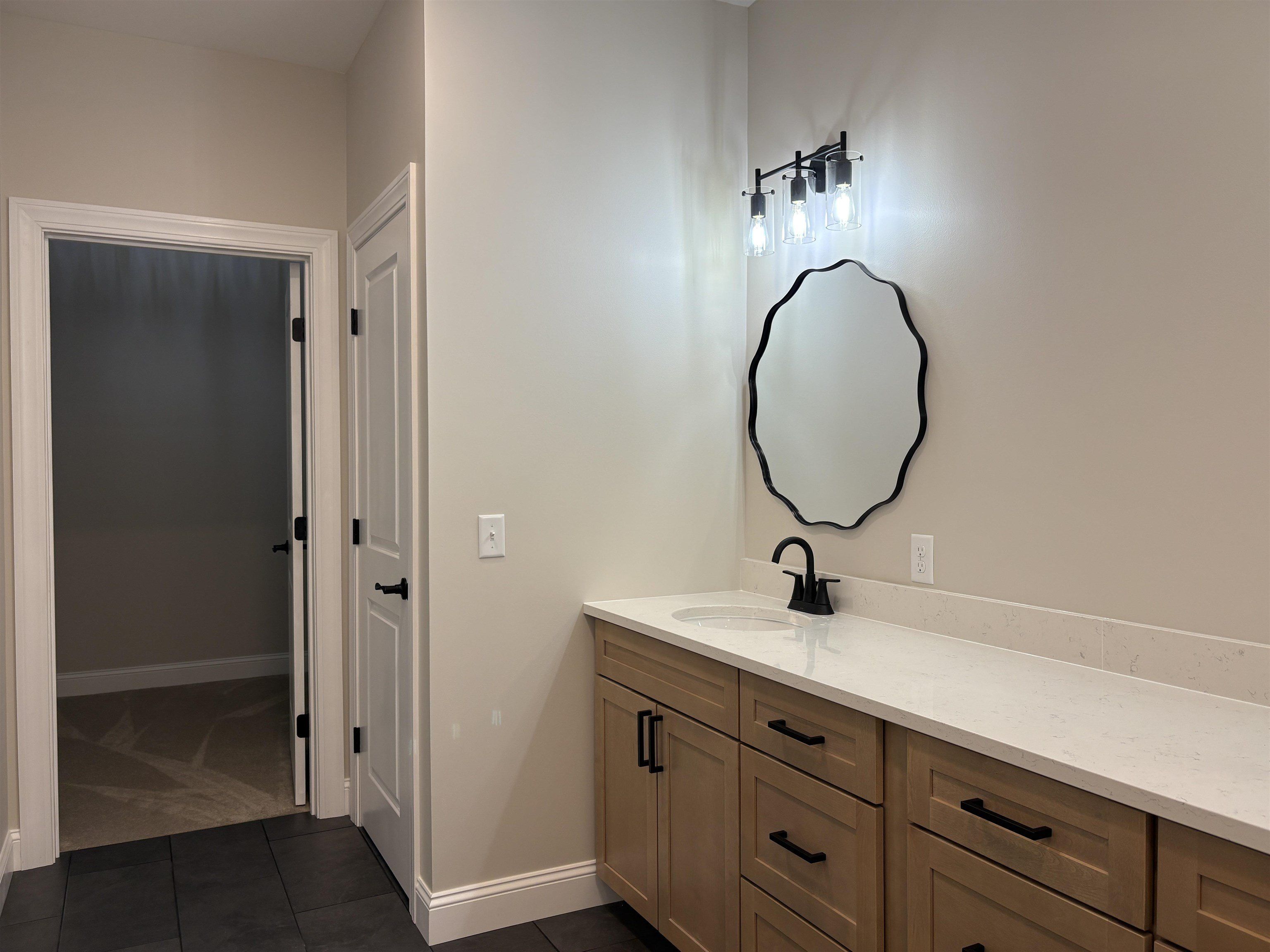 234 Oakledge Way. Milton, VT 05468