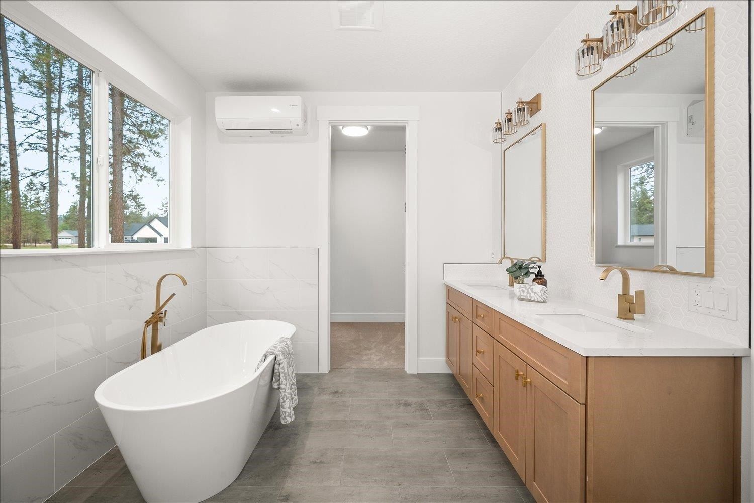 6559 Kate Dr. Nine Mile Falls, WA 99026