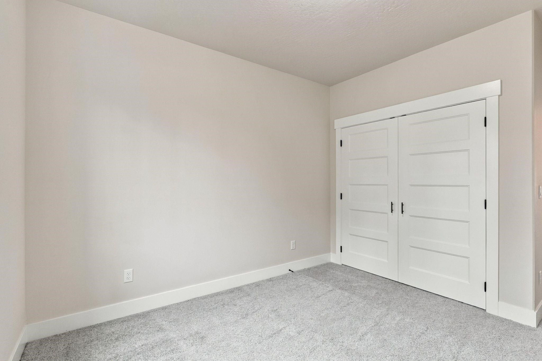 25811 N Chattaroy Cir. Chattaroy, WA 99003