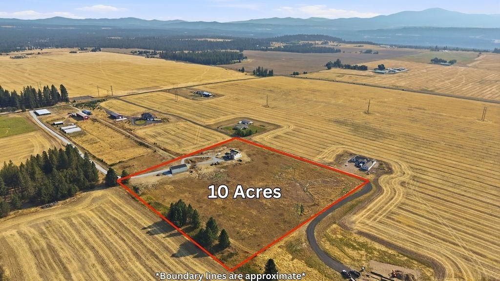 1481 W Half Moon Rd. Colbert, WA 99005