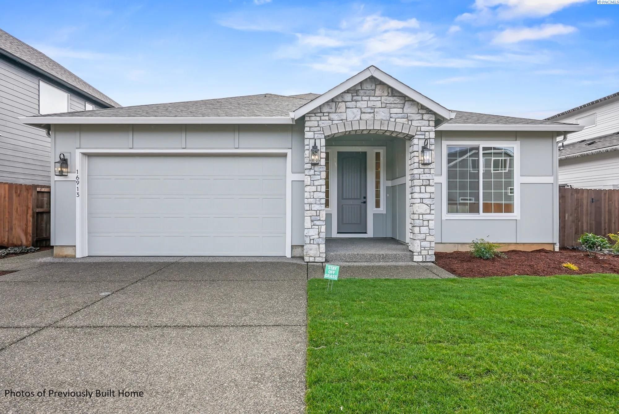 2988 Tarragon Ave. Richland, WA 99352