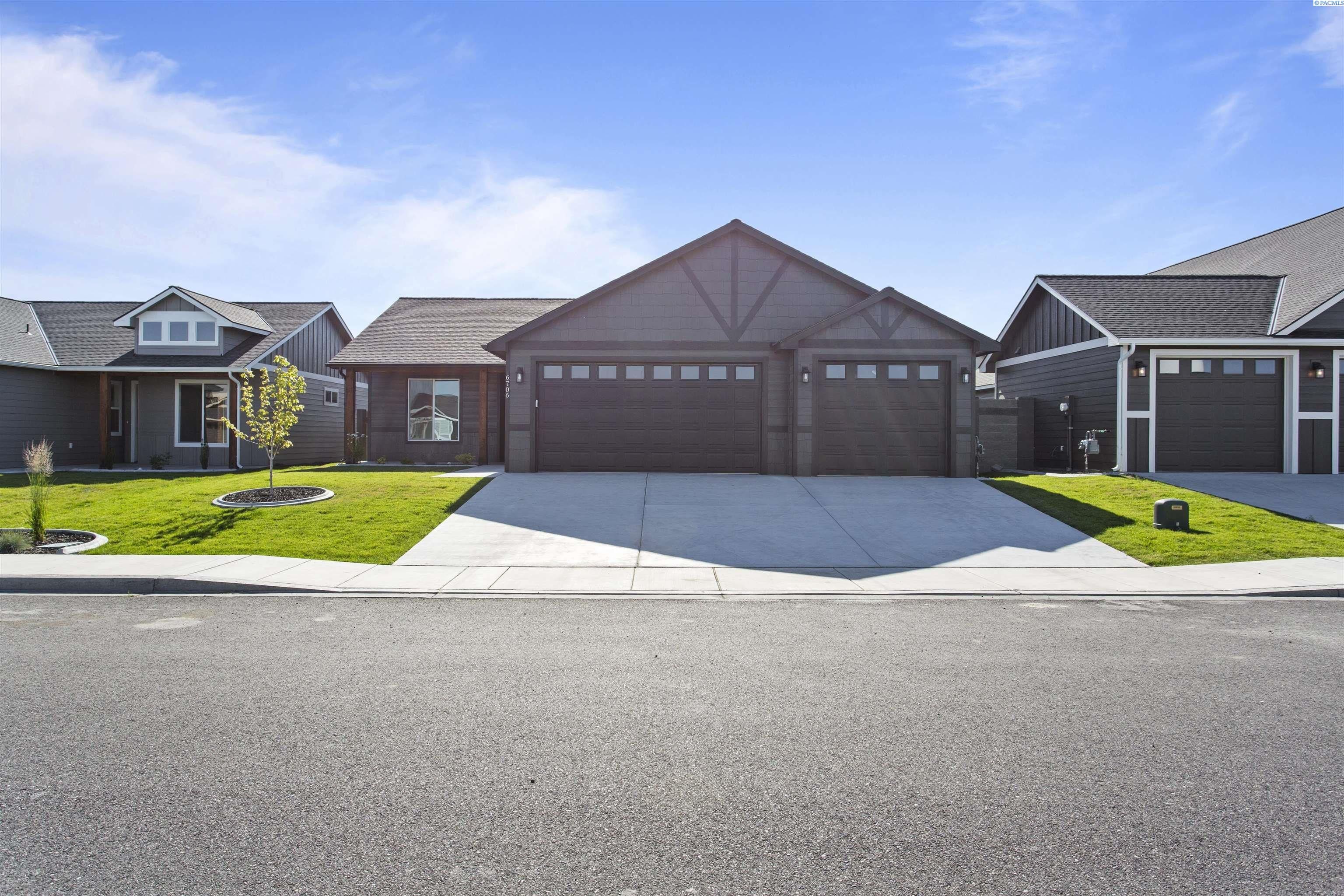 6706 Springer Lane. Pasco, WA 99301