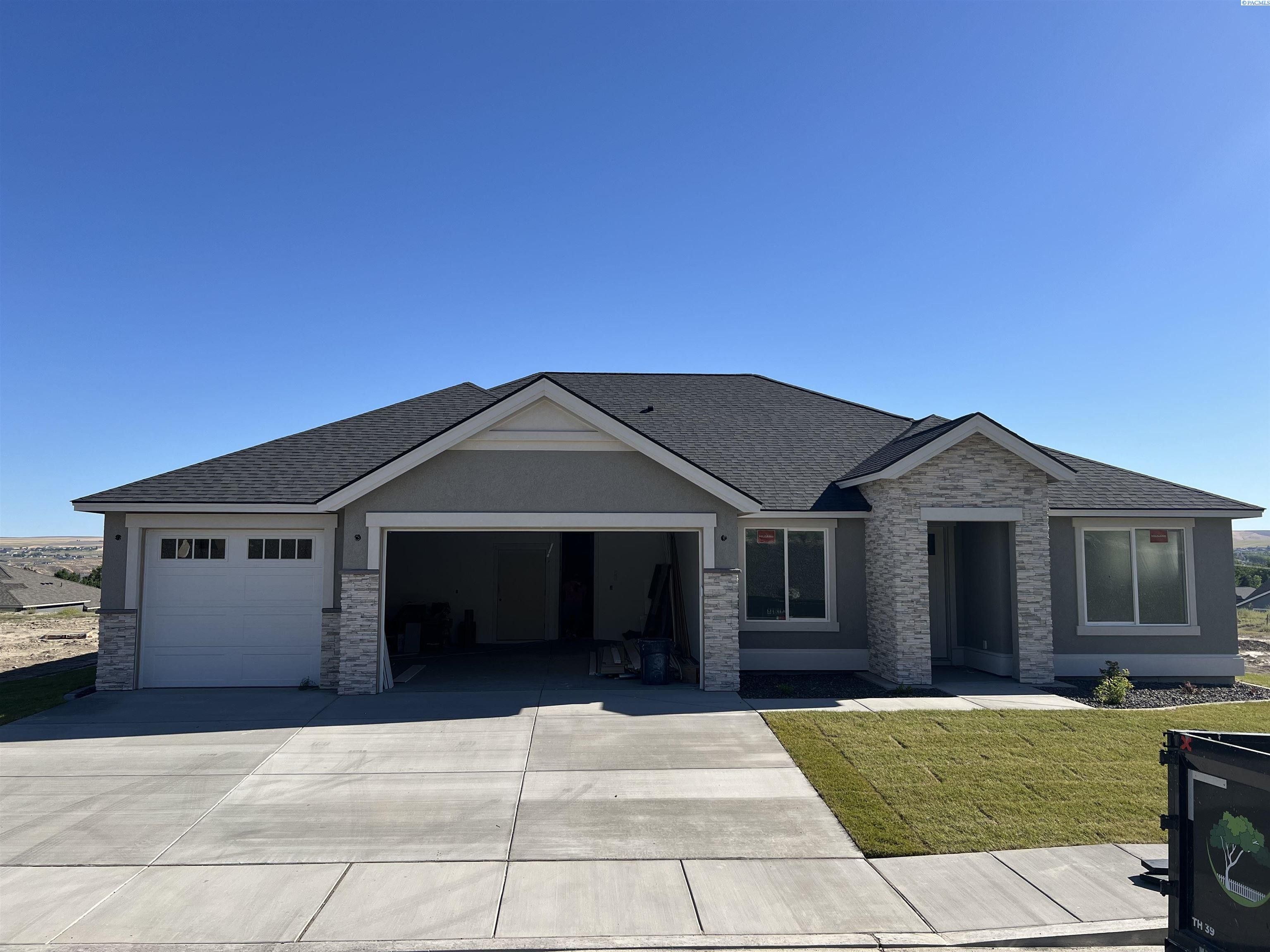 383 Ventus Street. Richland, WA 99352