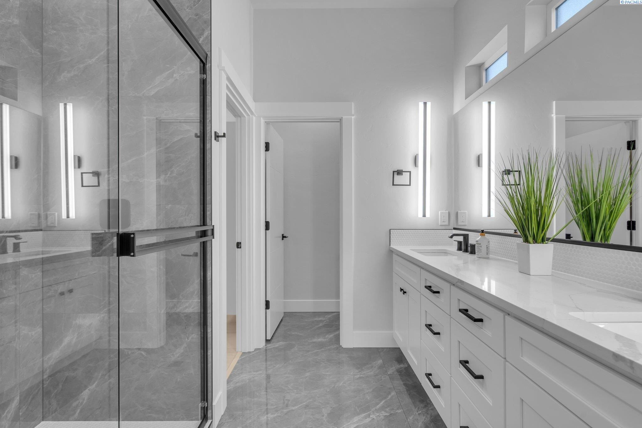 2345 Waterhill Ave. Richland, WA 99352