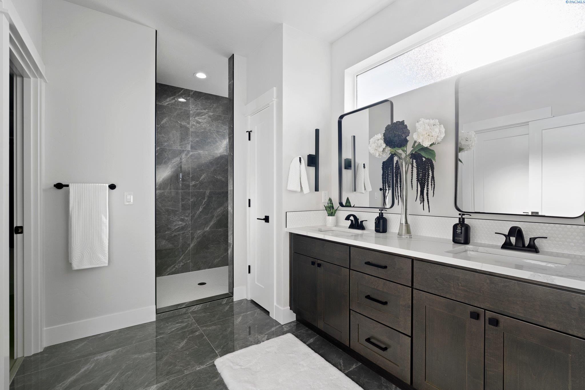 2321 Waterhill Ave. Richland, WA 99352