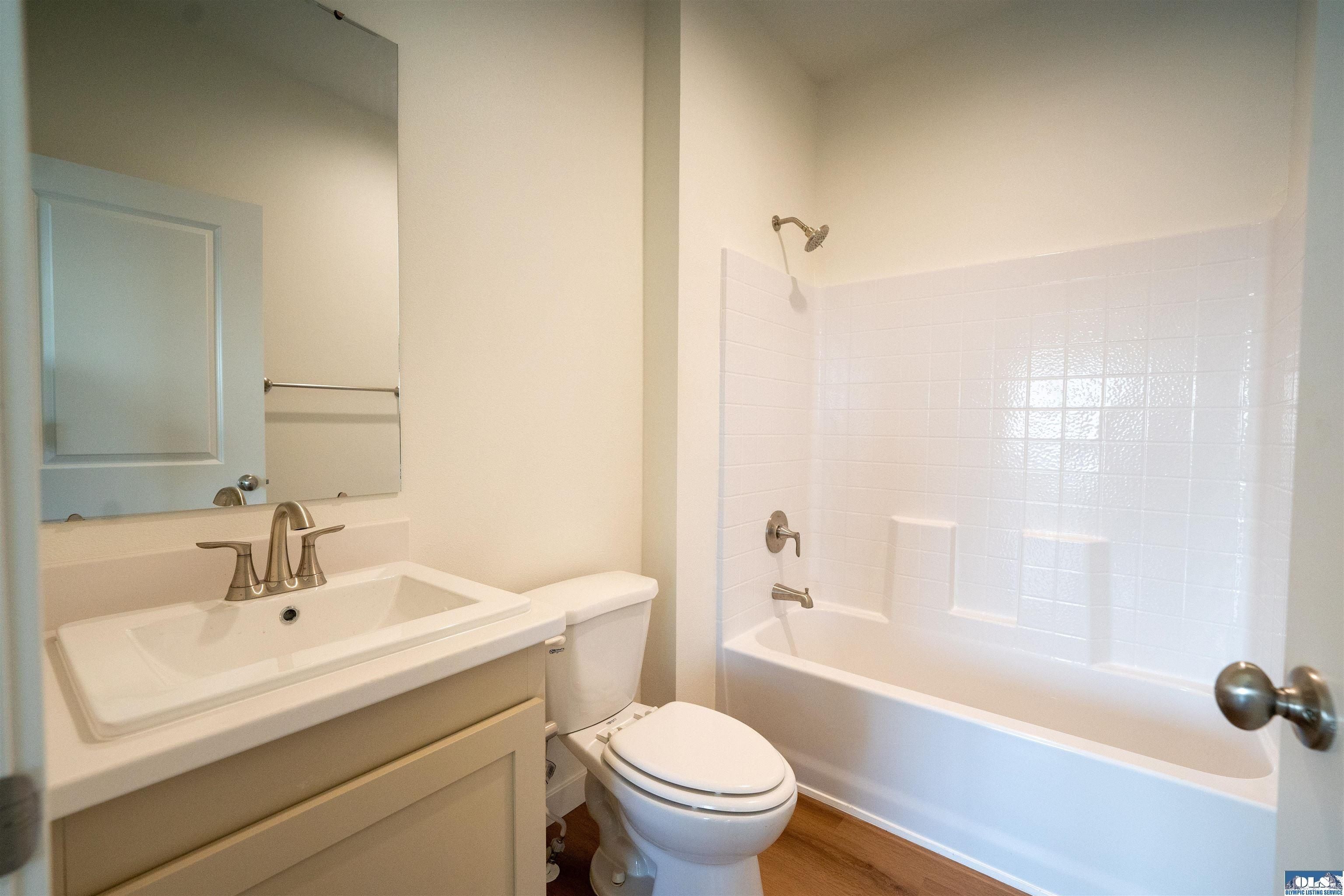 143 Peregrine Lane. Sequim, WA 98382