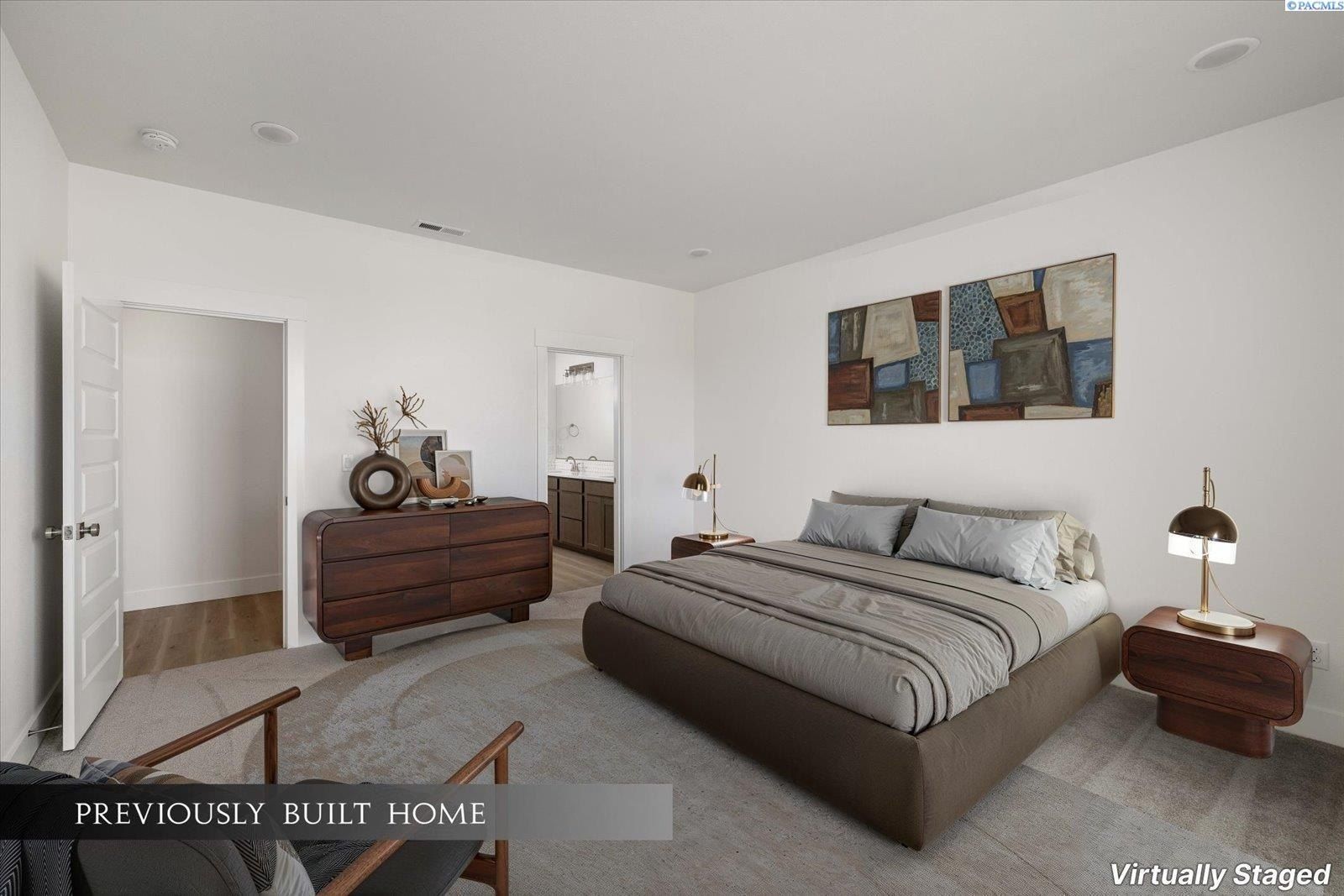 2733 S Beech Street. Kennewick, WA 99337