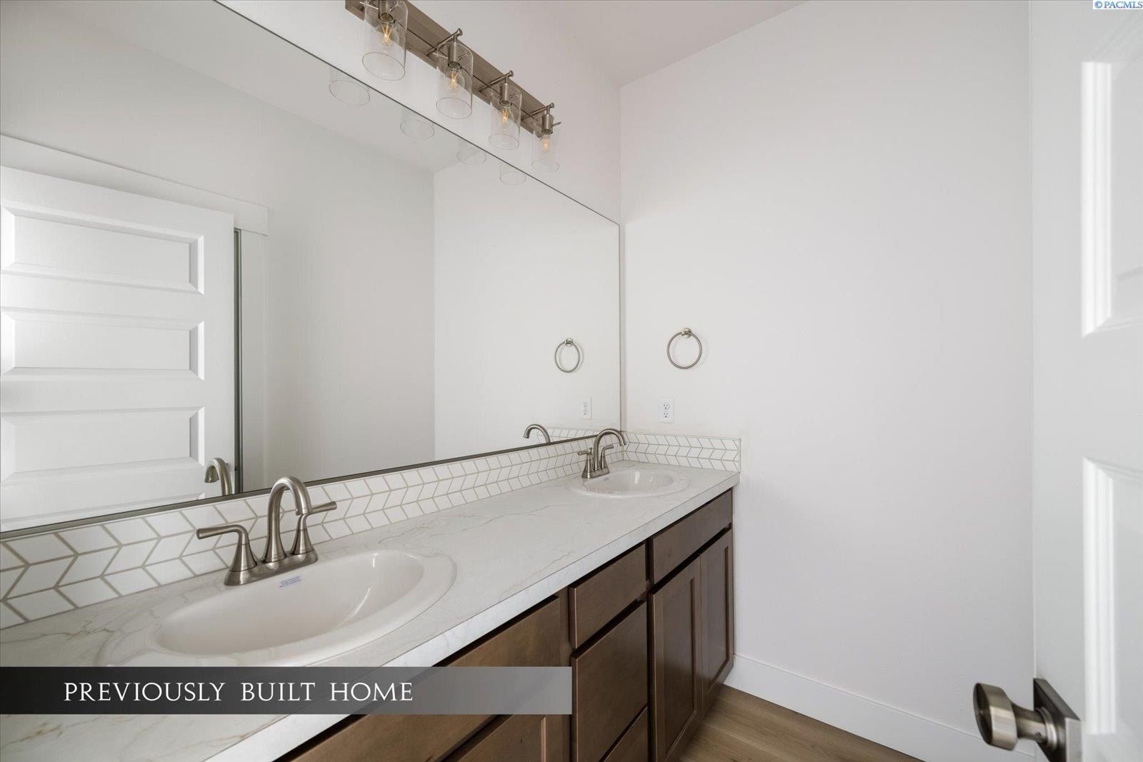 2732 S Beech Street. Kennewick, WA 99337