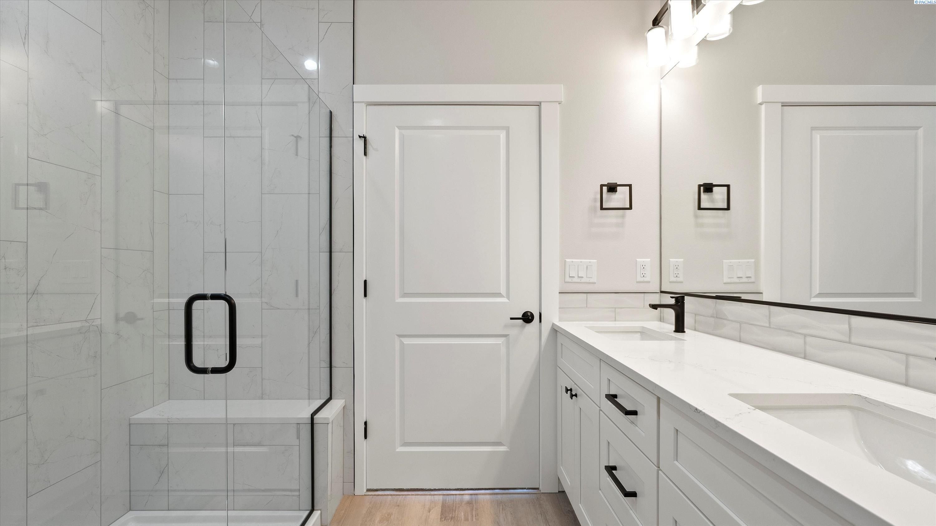 1313 Kalani Ct. West Richland, WA 99353