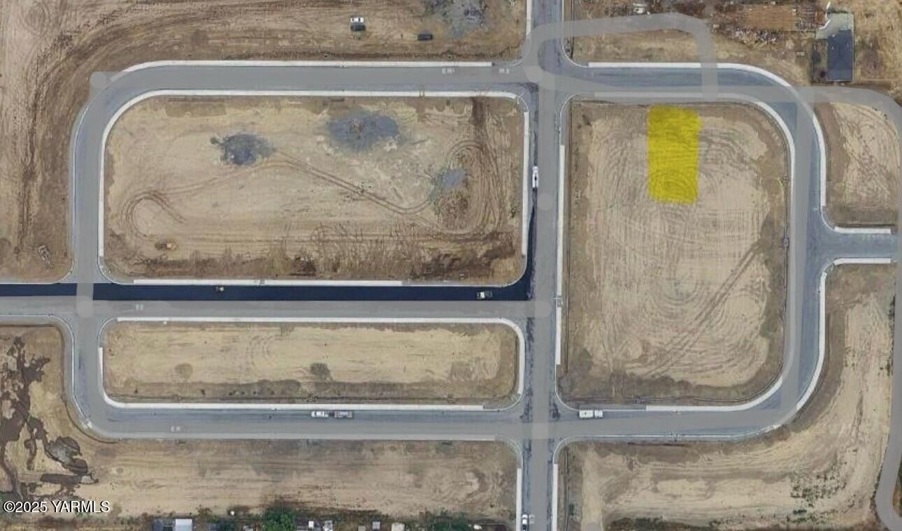 4606 W Larch Ave. Yakima, WA 98903