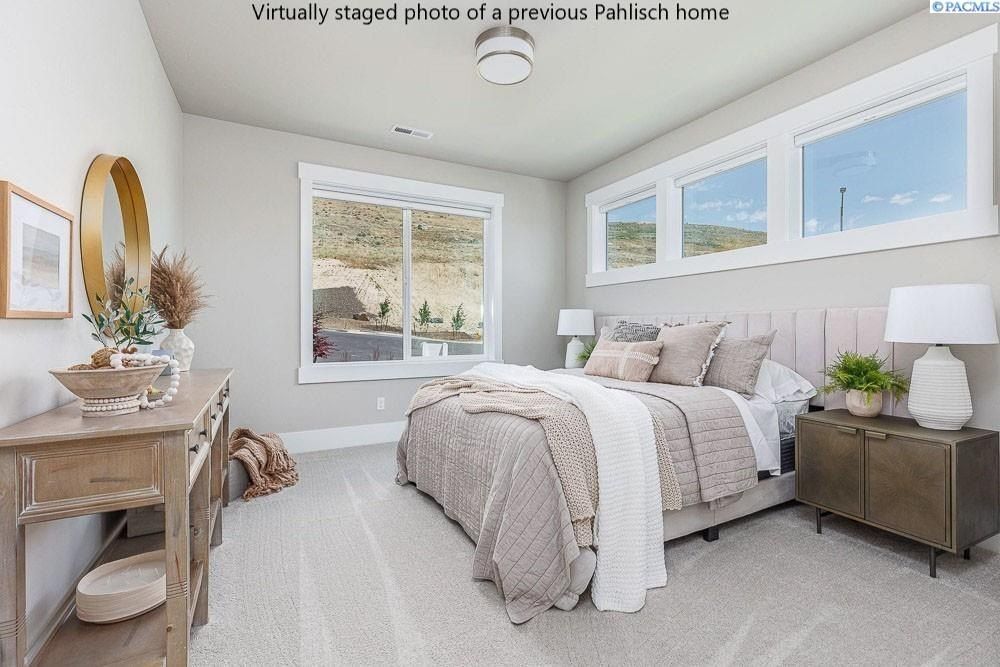 321 Epic Street. Richland, WA 99352