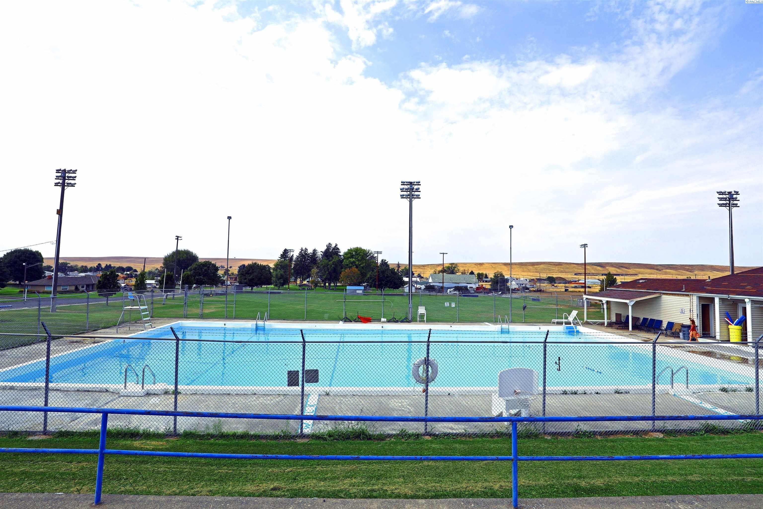 105 N Clark St. La Crosse, WA 99143