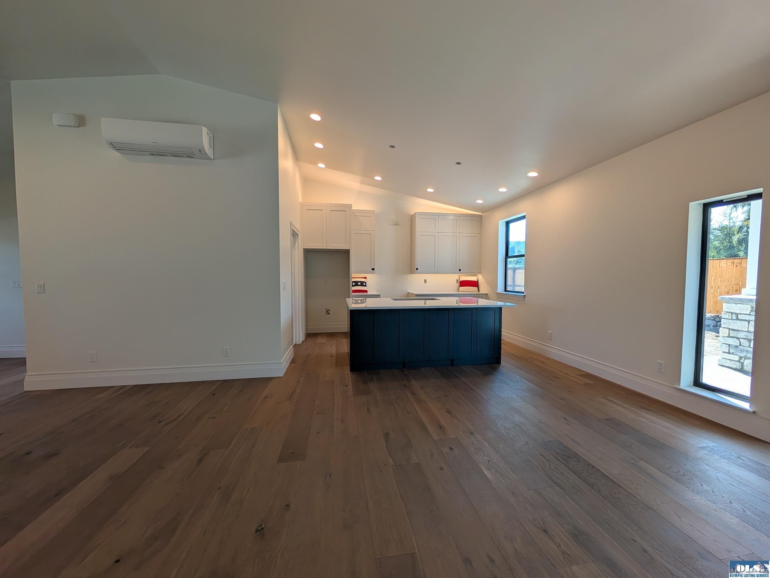 11 Dover Lane. Sequim, WA 98382