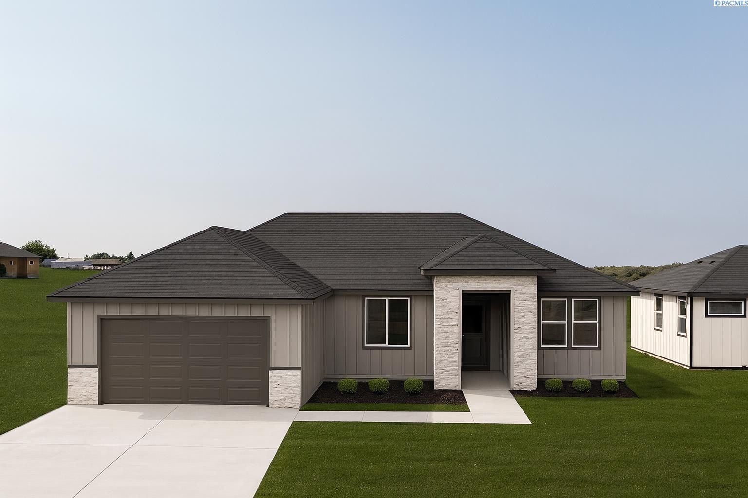 305 Victoria St. Sunnyside, WA 98944