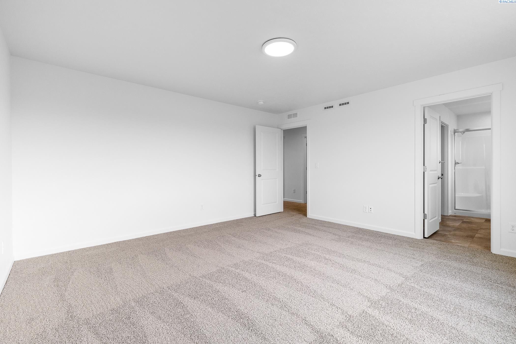 400 Amberly Ave. Richland, WA 99352