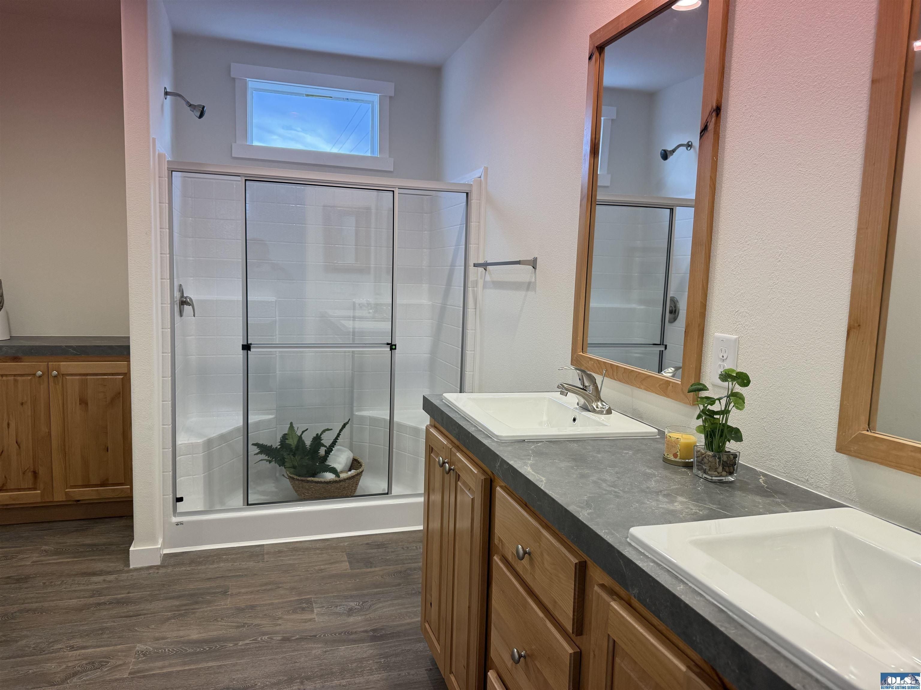 881 N Iris. Sequim, WA 98382