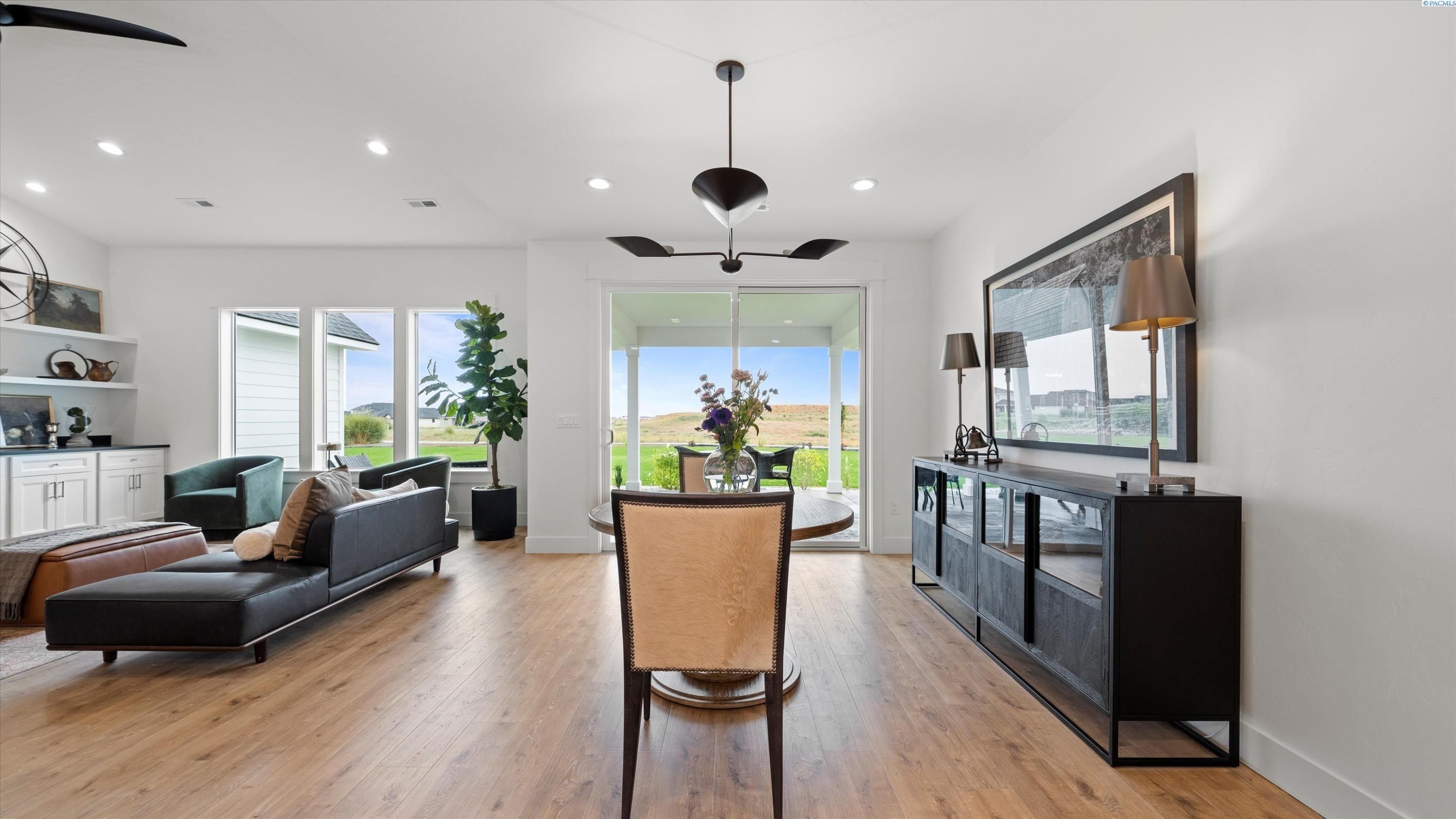 2810 Bella Court. Richland, WA 99352