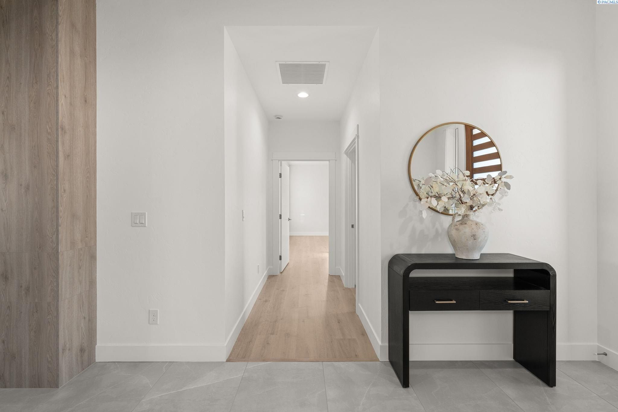 82503 E Wallowa Rd. Kennewick, WA 99338