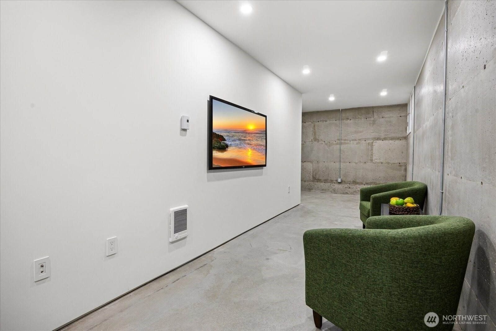 1114 26Th Avenue. Seattle, WA 98122