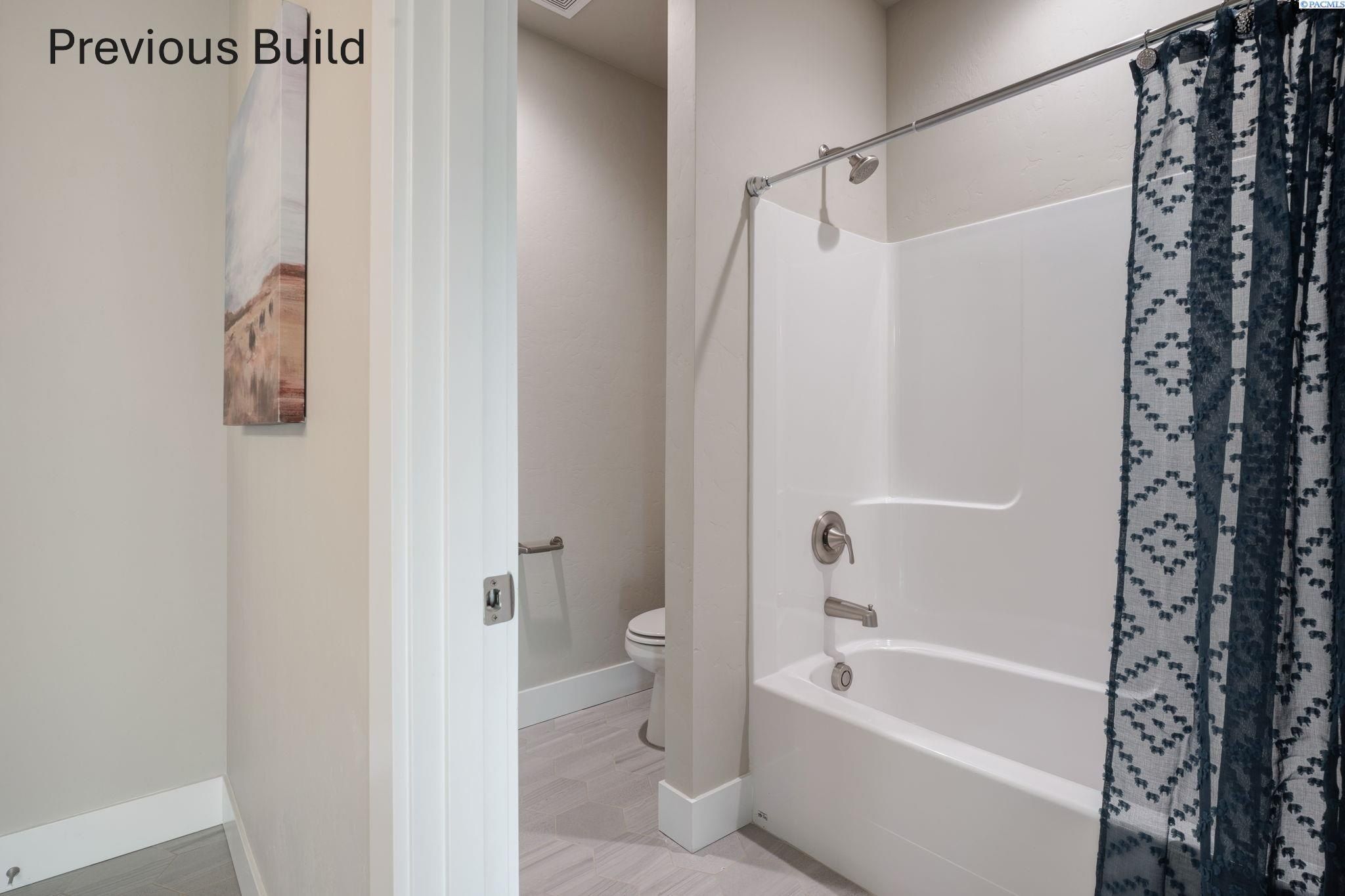 1103 N Grant Place. Kennewick, WA 99336