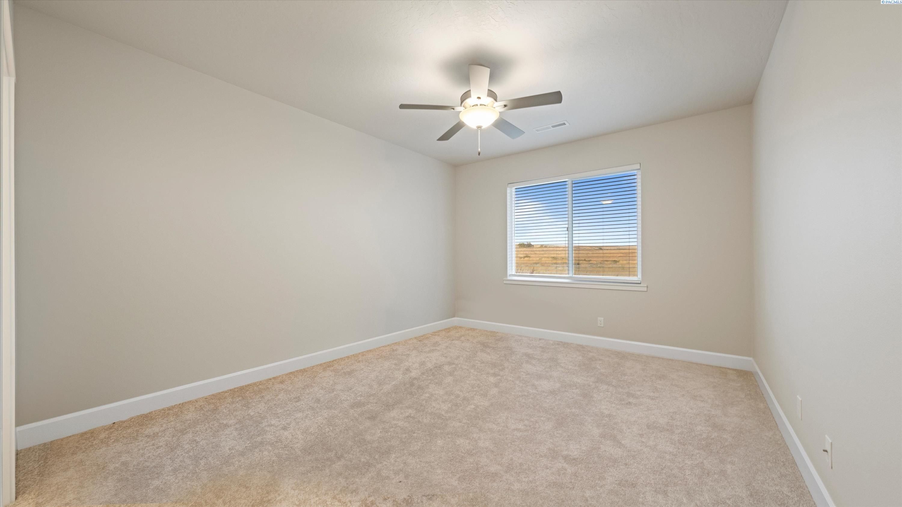 2822 S Belfair Pl. Kennewick, WA 99338