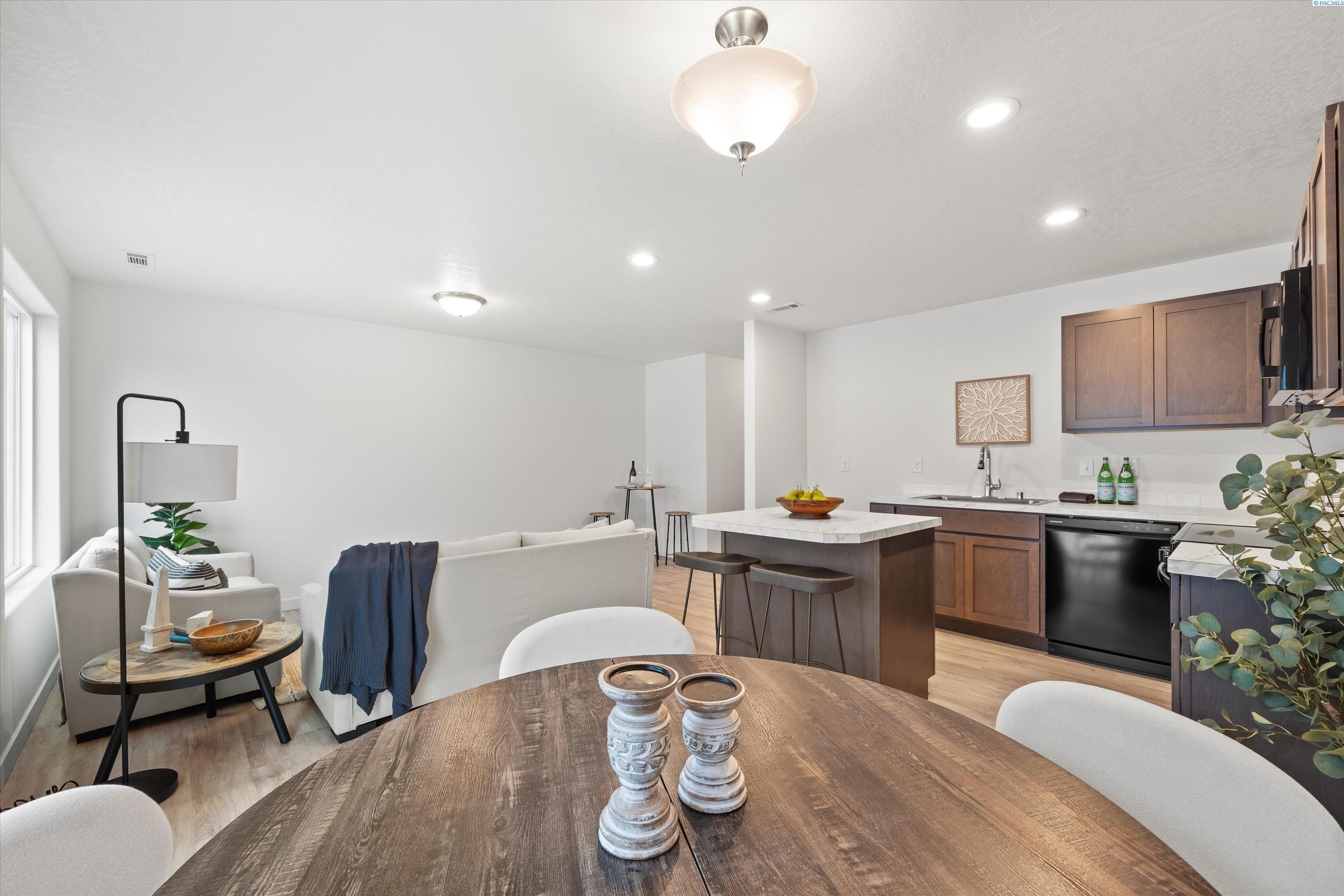 4762 W Quinault Pl Lot 9. Kennewick, WA 99336