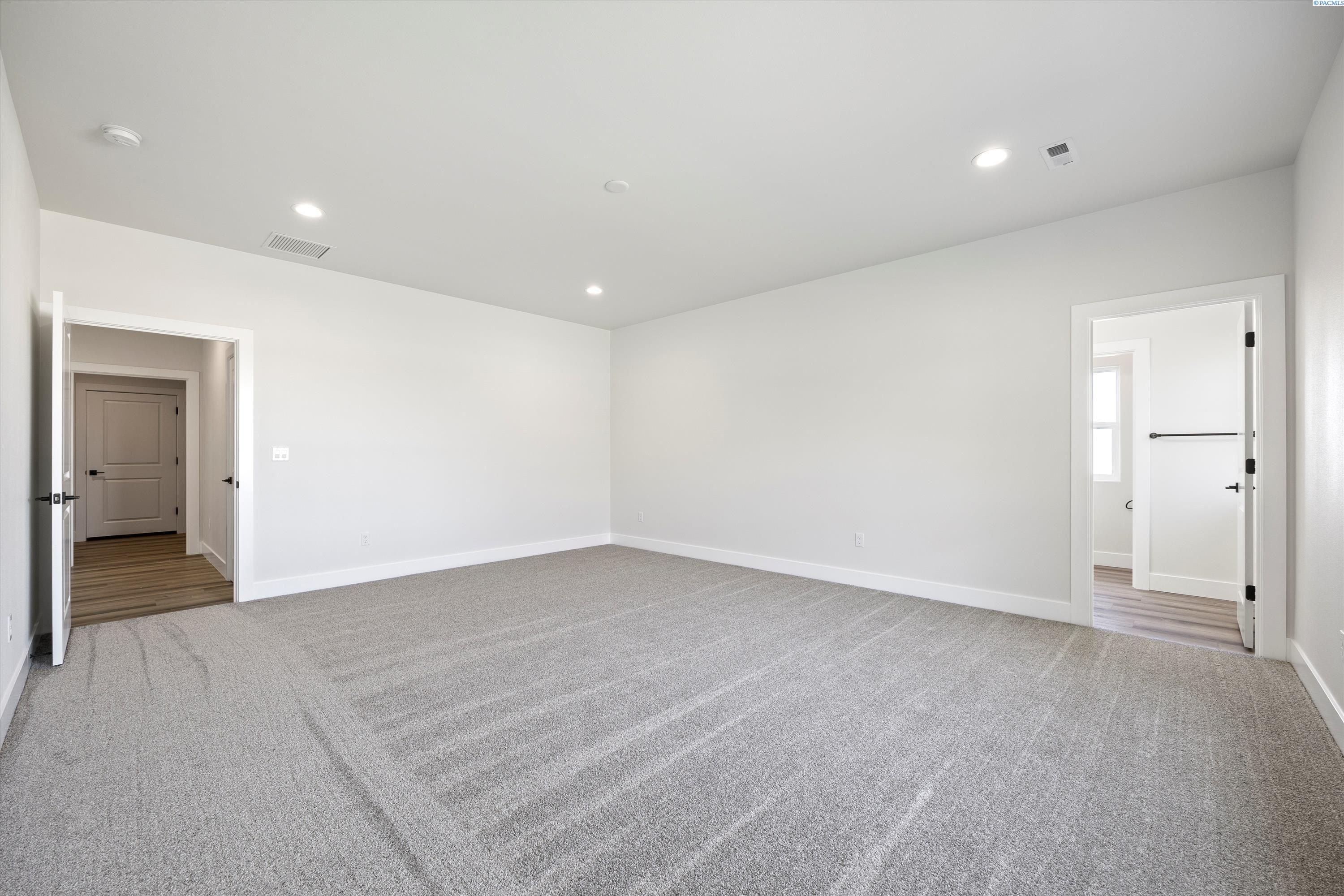 1056 Makah Ct. Richland, WA 99352