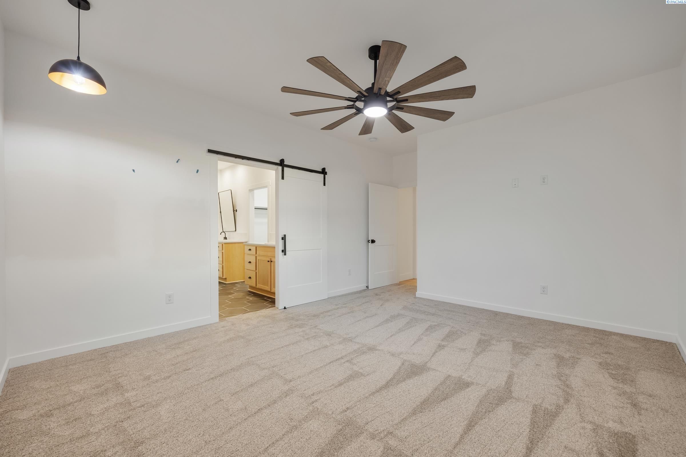 29183 Mammoth Dr. Kennewick, WA 99338