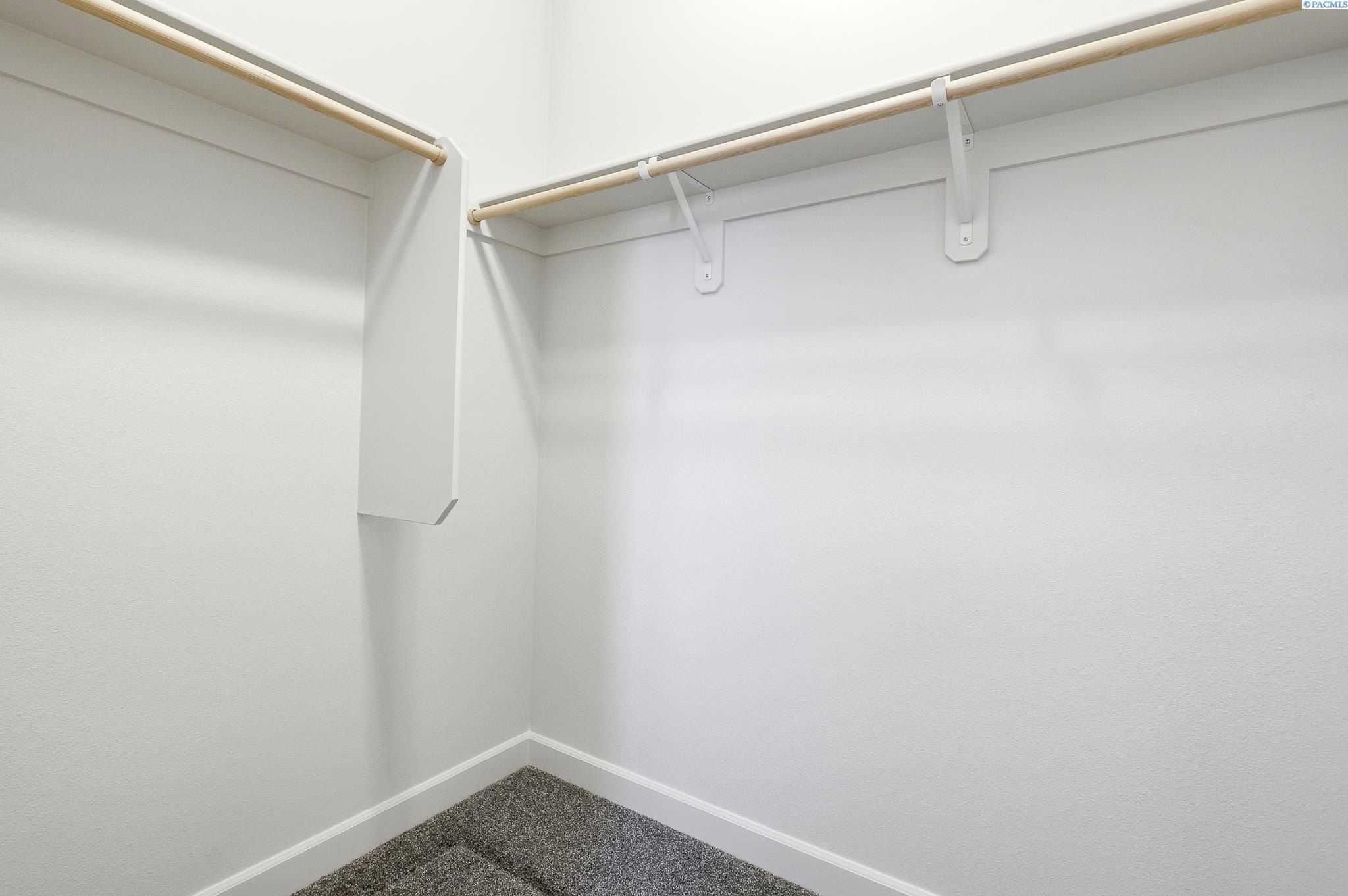 8709 Silver Mound Dr. Pasco, WA 99301