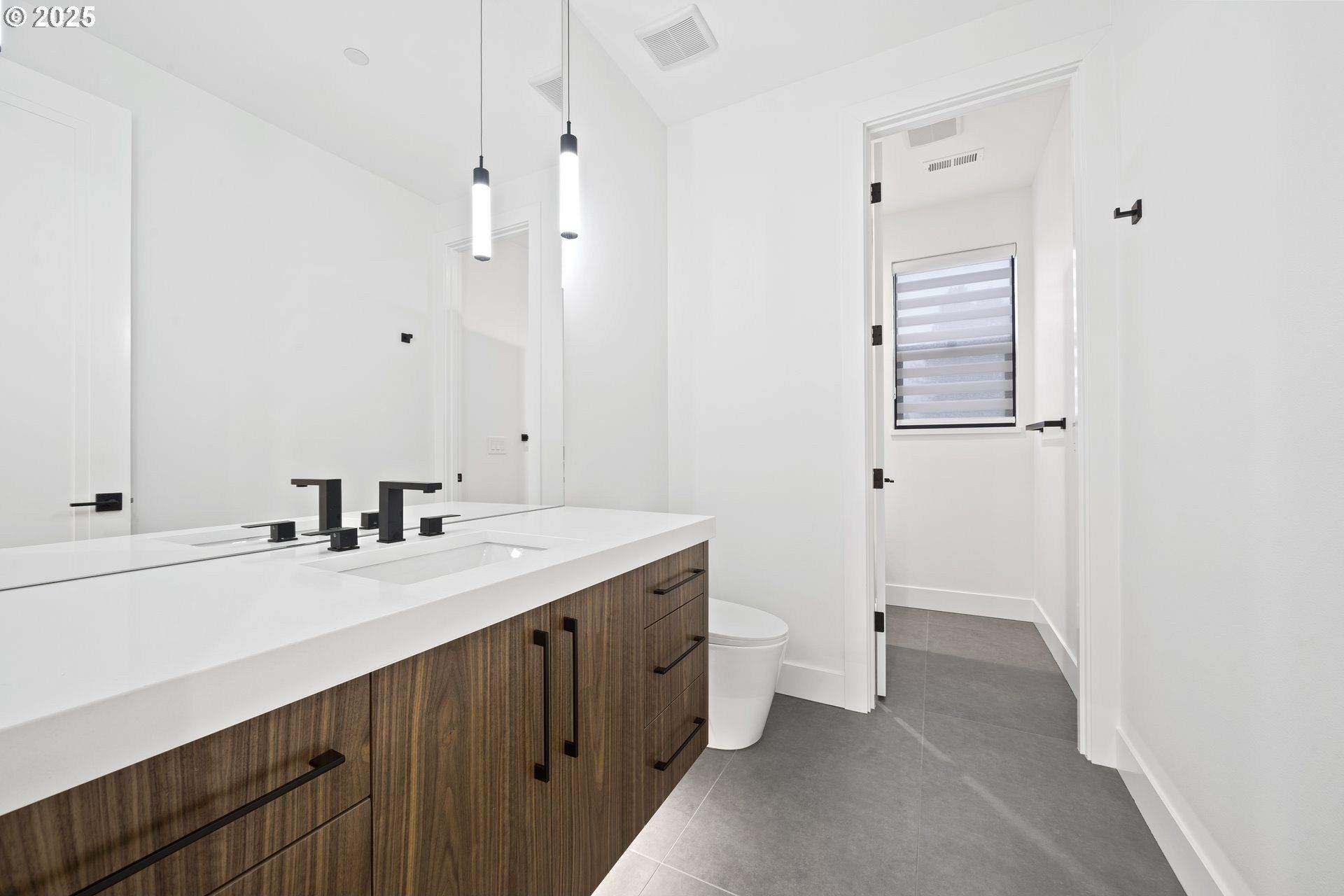 590 W U St. Washougal, WA 98671