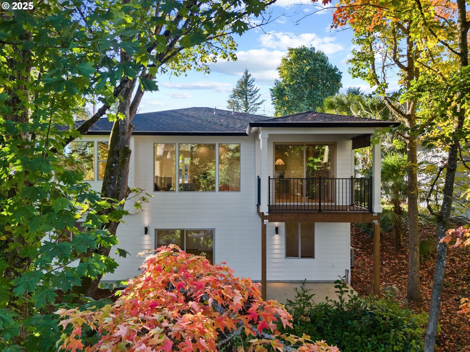 310 Barr Dr. Kelso, WA 98626