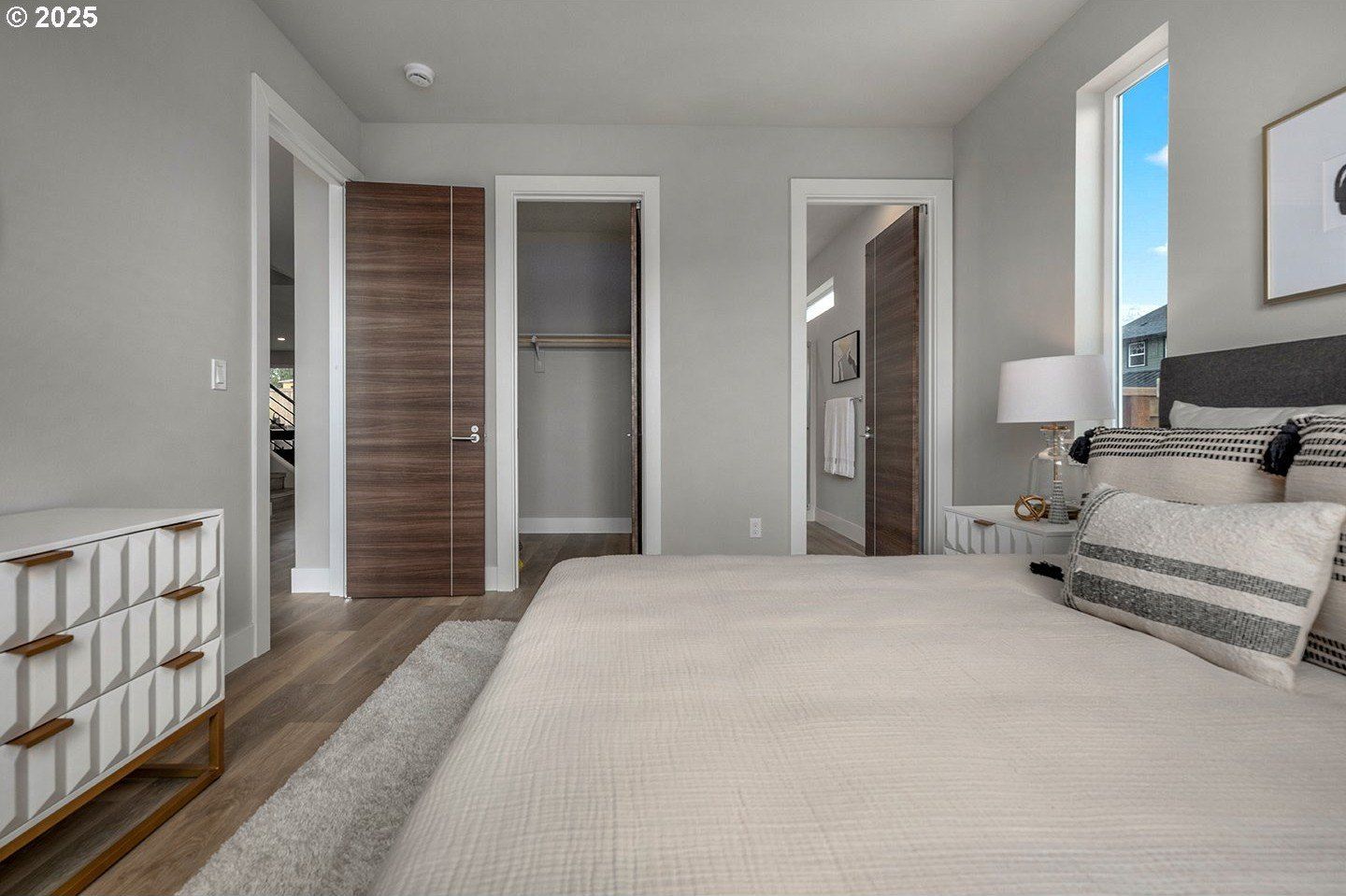 15011 Nw 11Th Pl. Vancouver, WA 98685