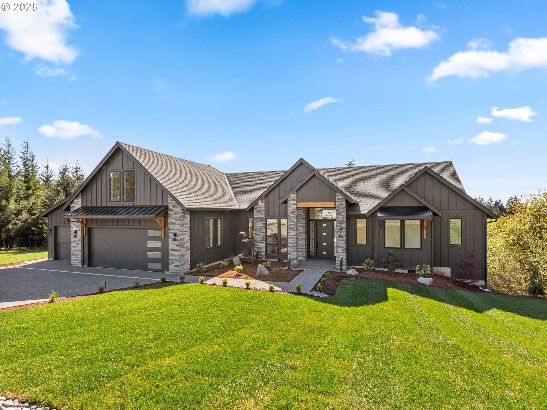 170 Pandora Point Rd. Woodland, WA 98674