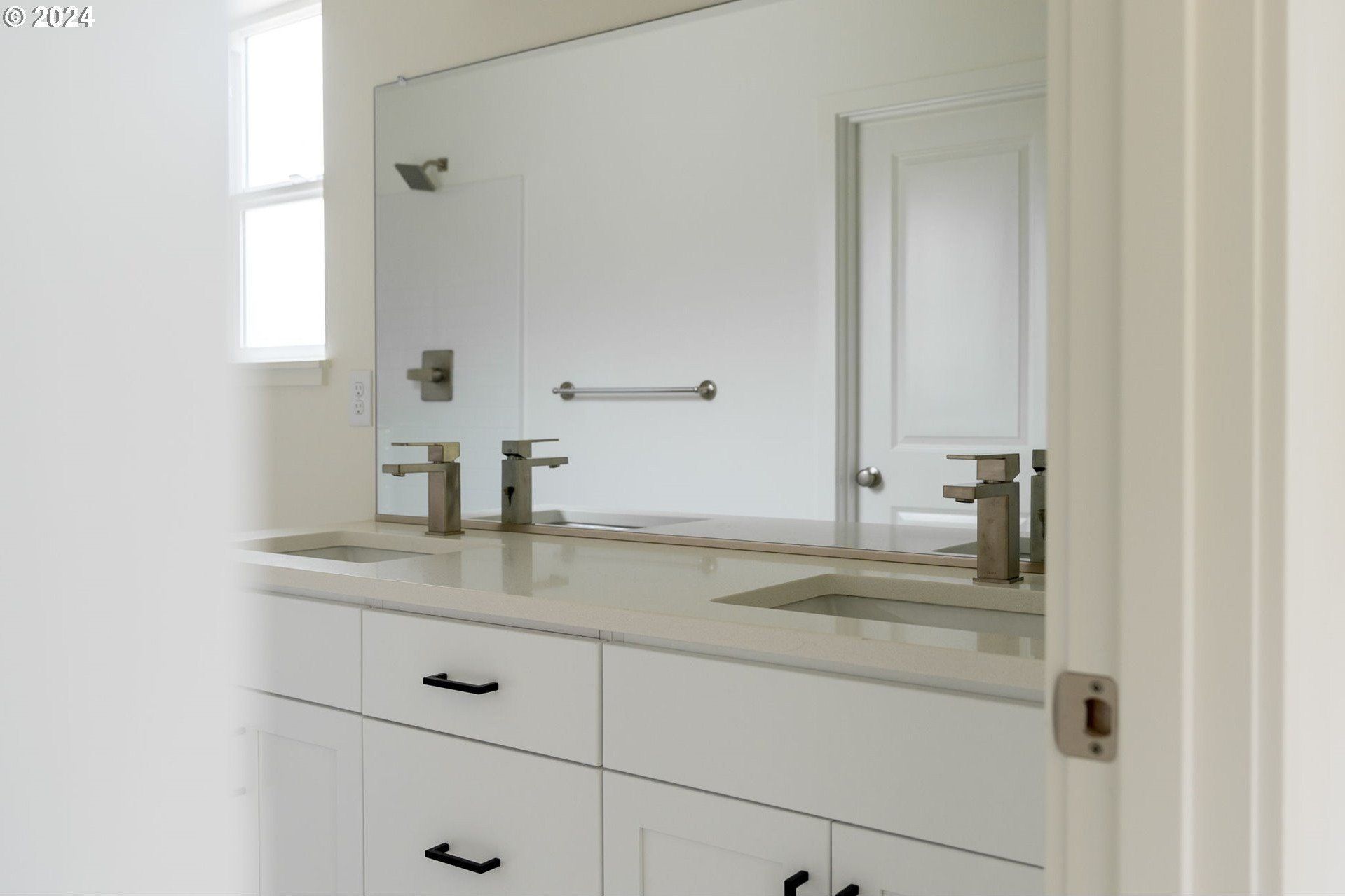 5915 Ne 70Th St. Vancouver, WA 98661