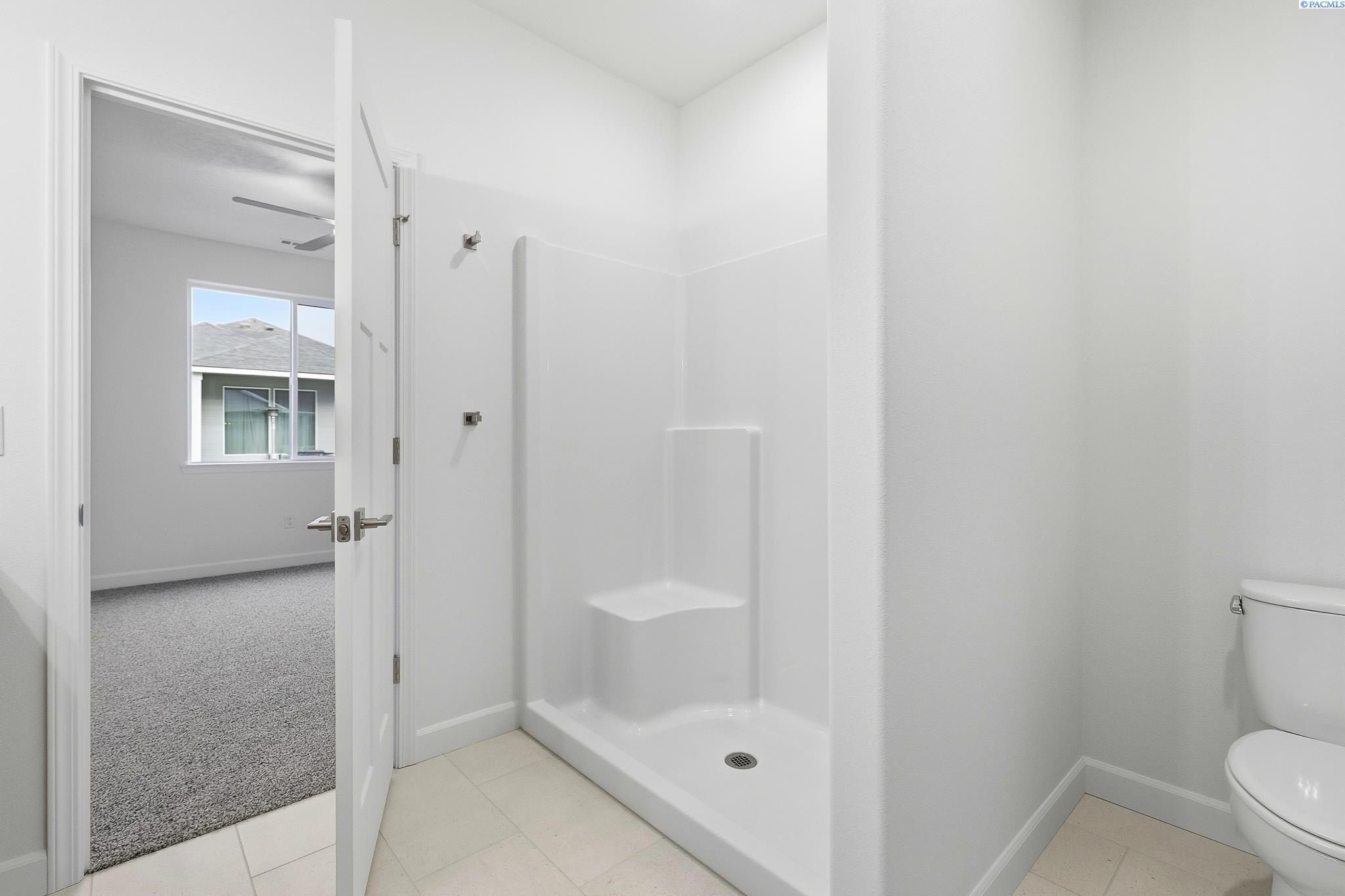 8713 Silver Mound Dr. Pasco, WA 99301