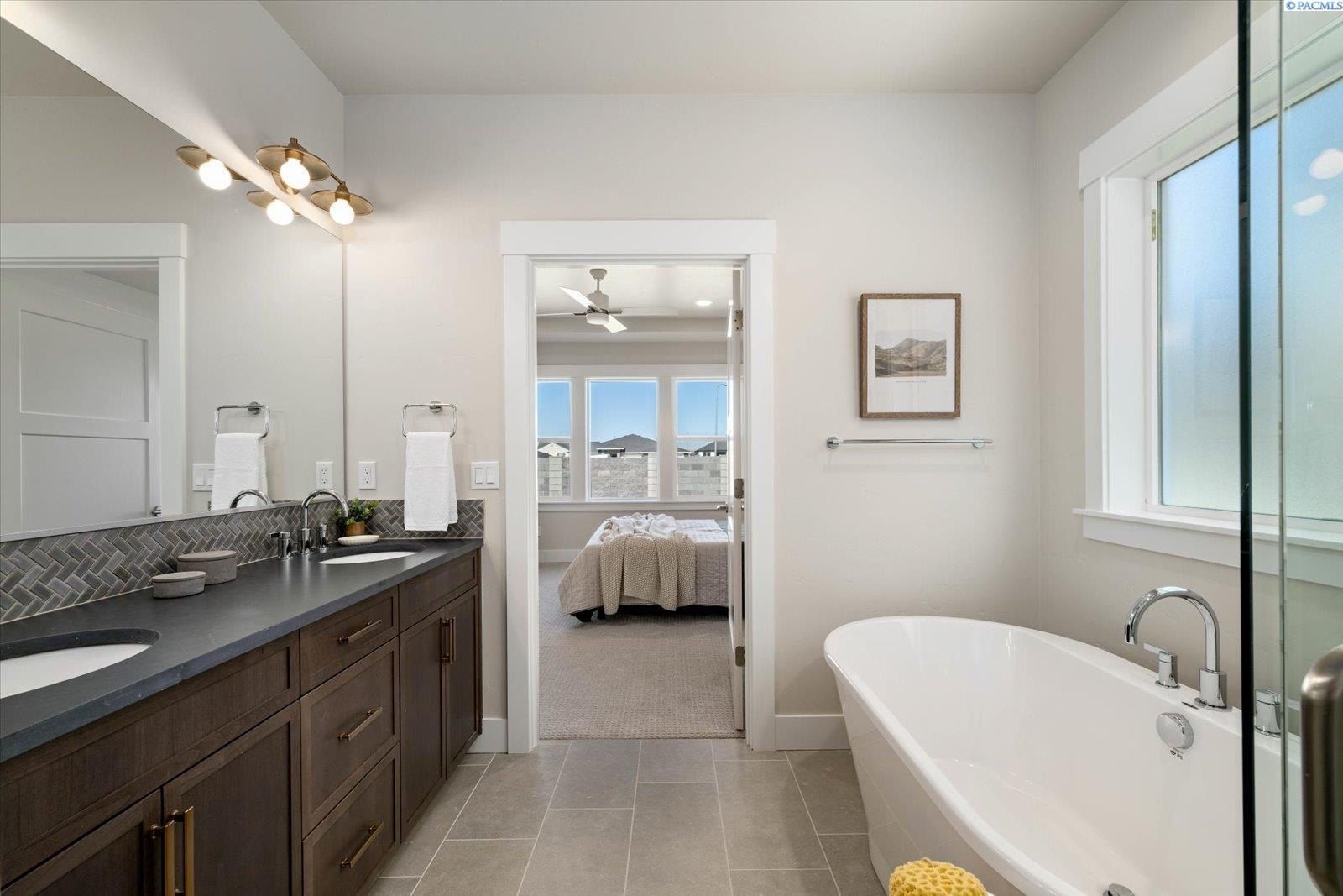 4170 Clover Rd. Richland, WA 99352